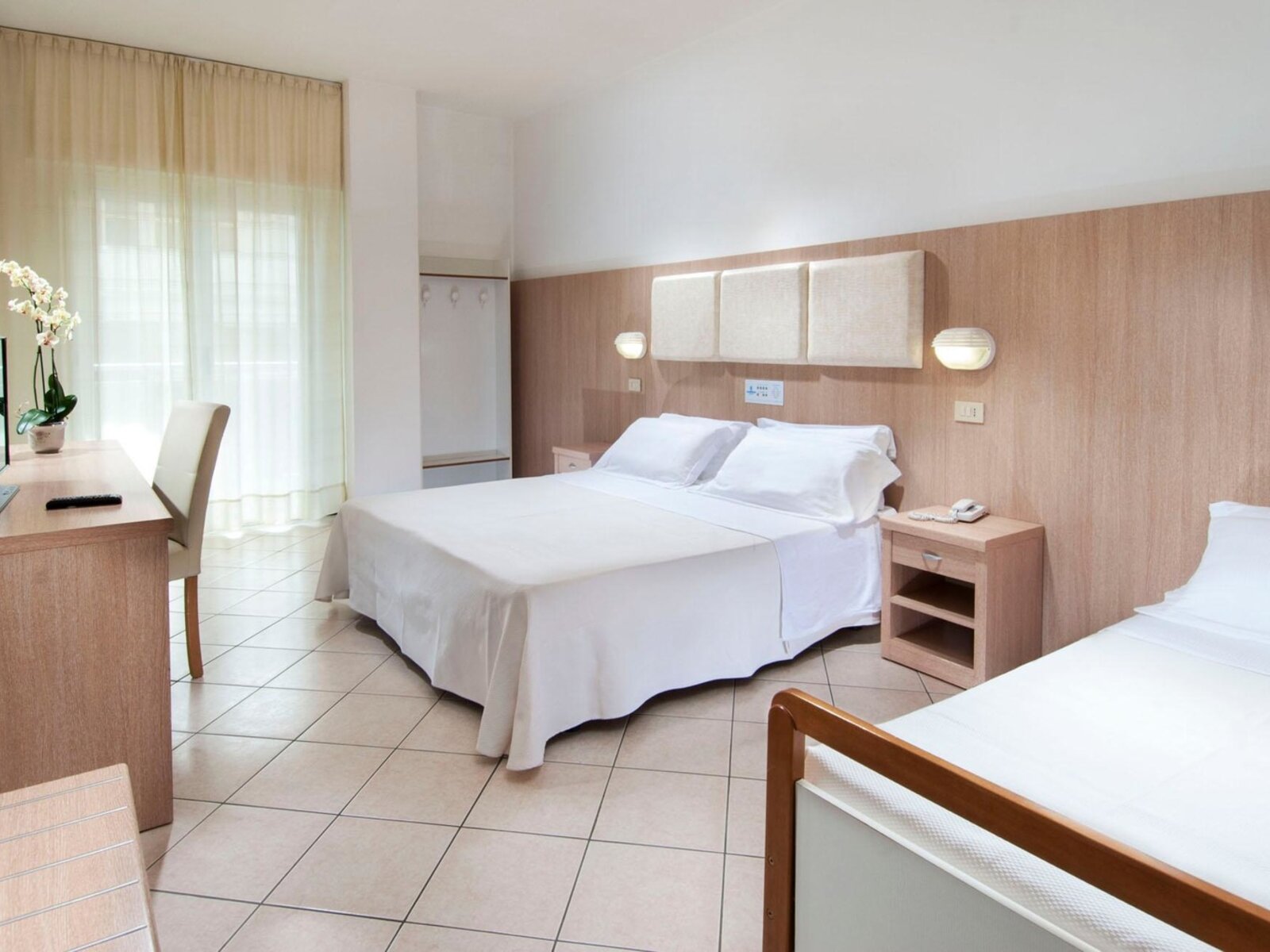 Wohnbeispiel Doppelzimmer seitlicher Meerblick