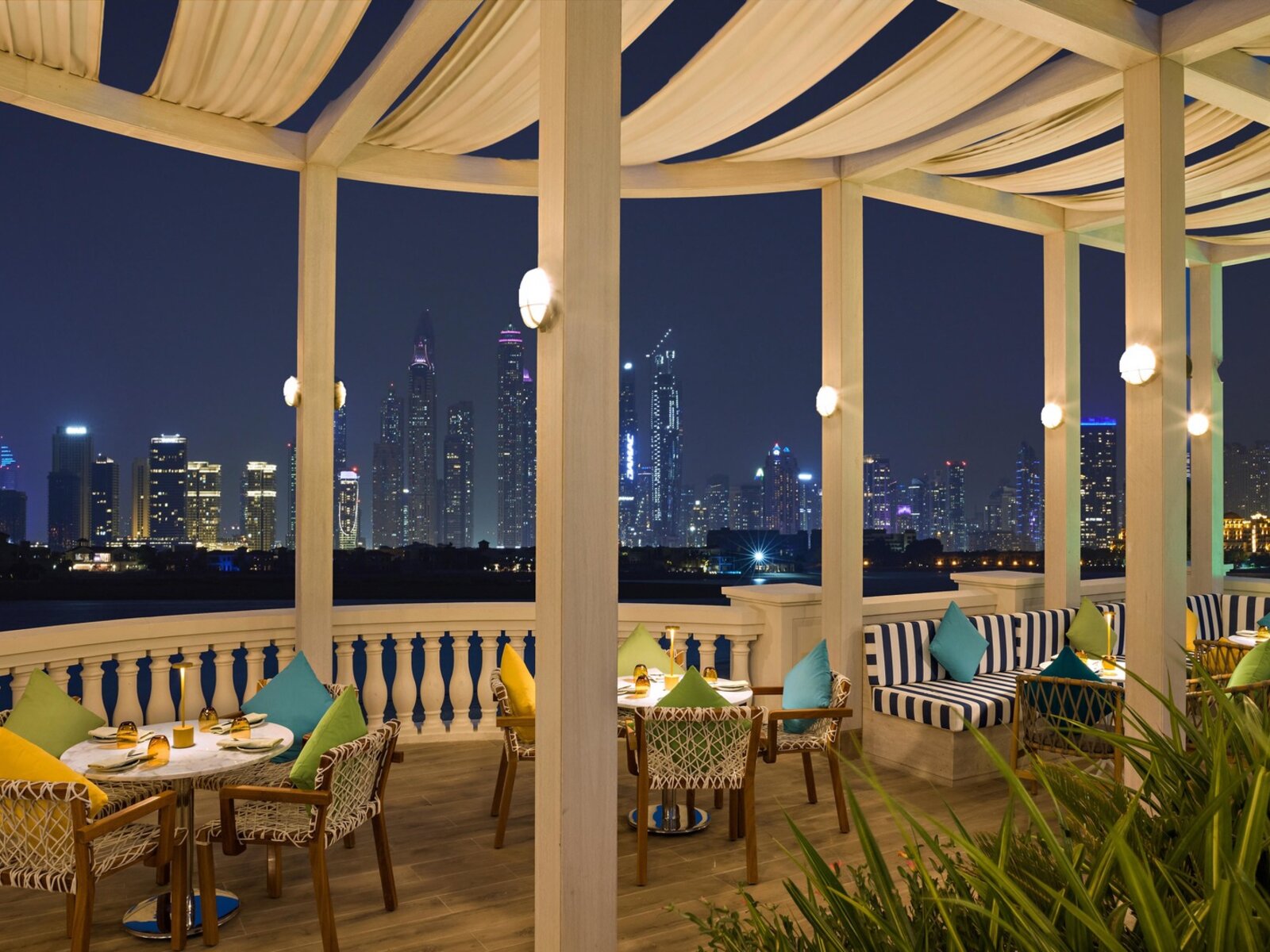VILLAMORE BEACH RESTAURANT