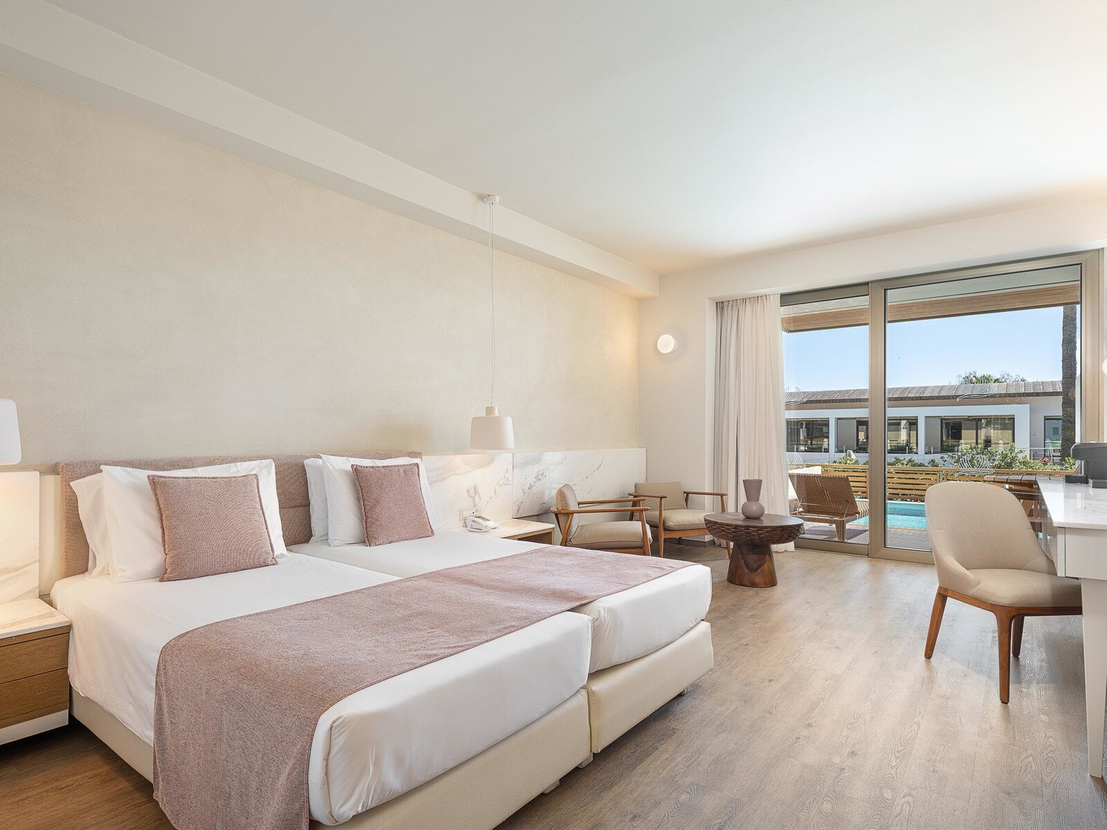 Wohnbeispiel Premium Room Private Pool