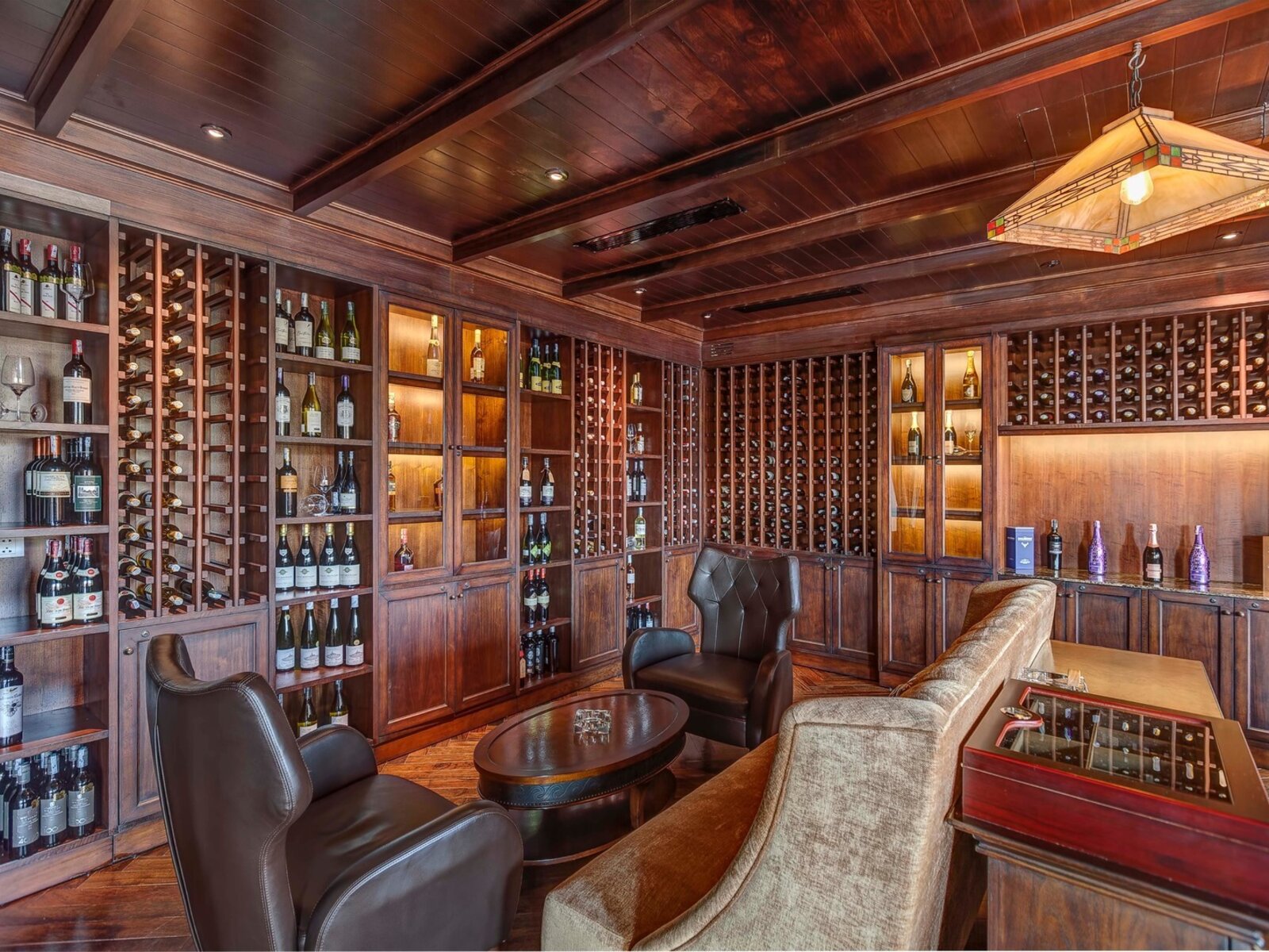 High Note Bar Lounge