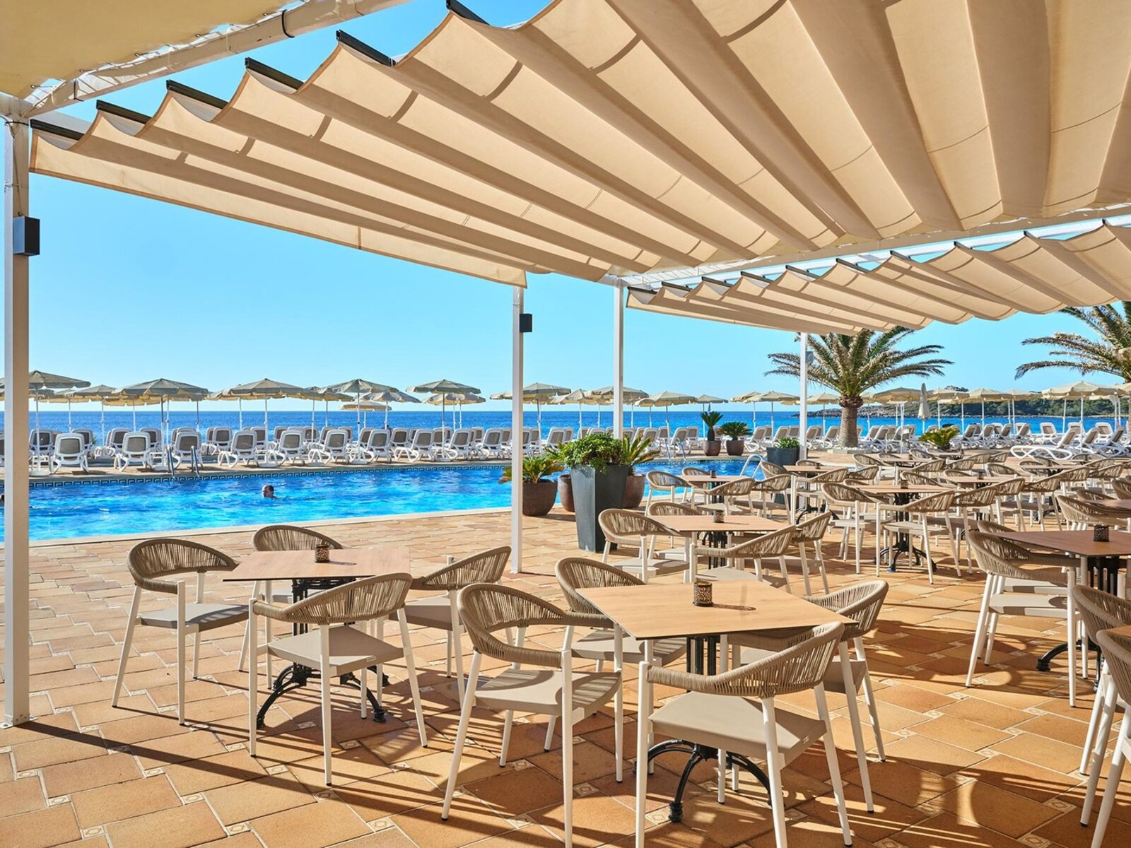 Poolbar Outdoor