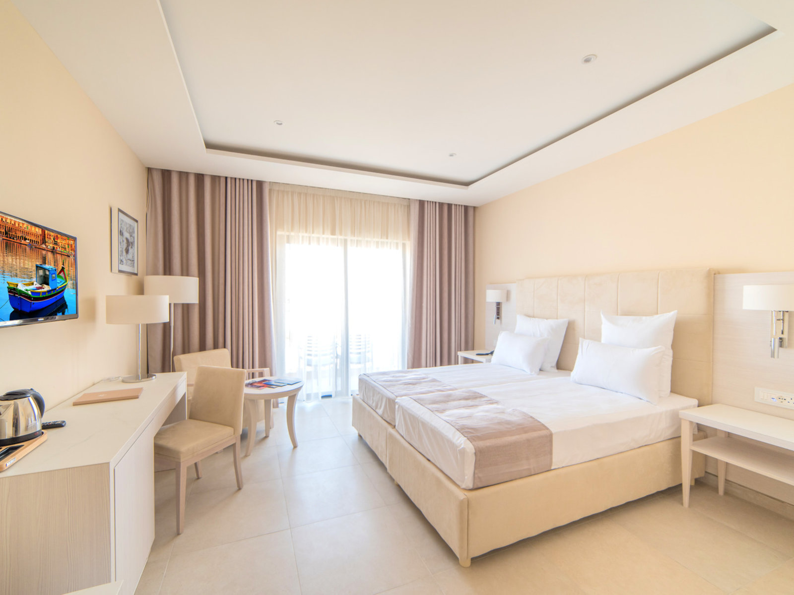 Deluxe Double Room with Balcony