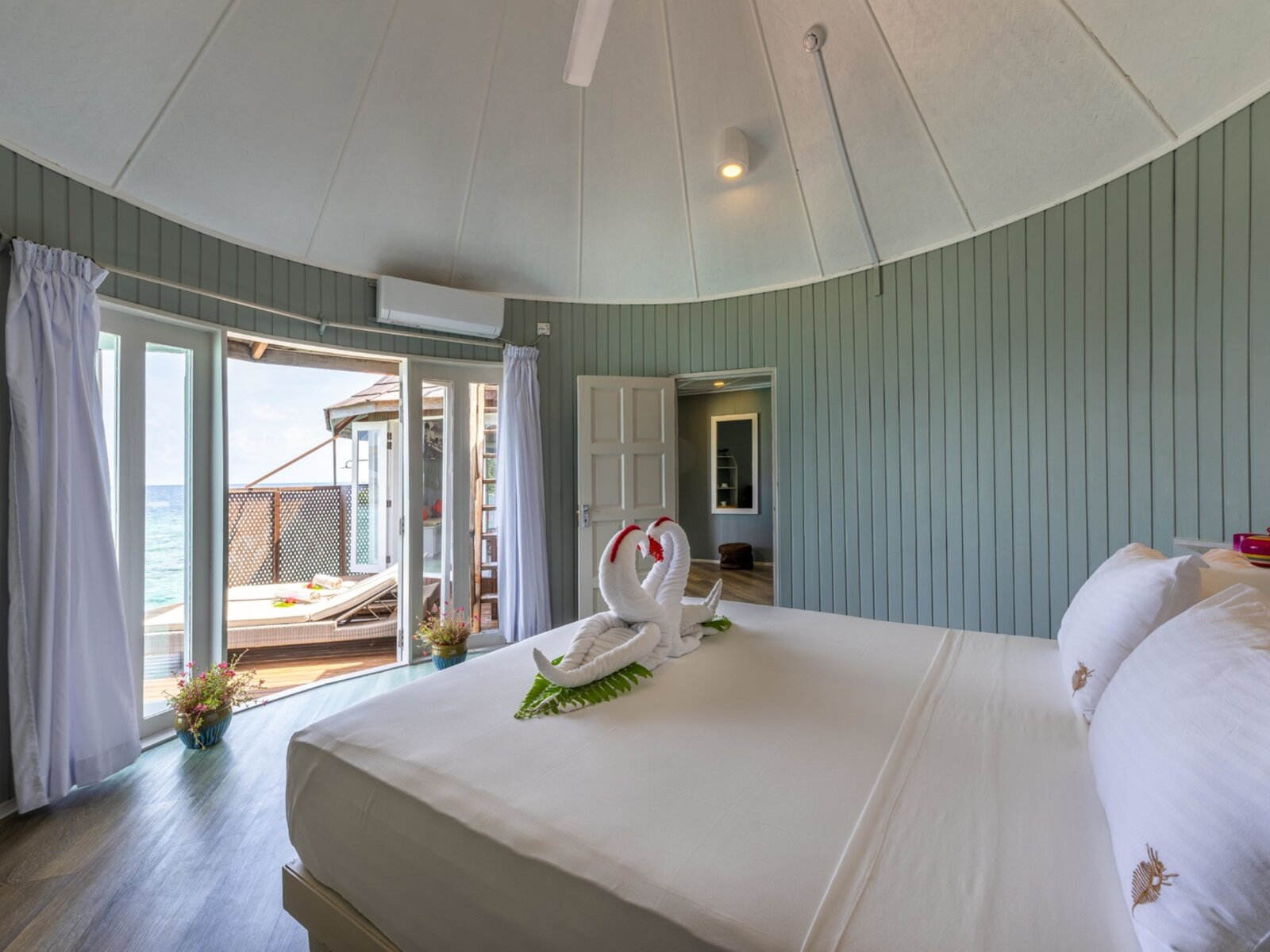 Wohnbeispiel Family Water Villa