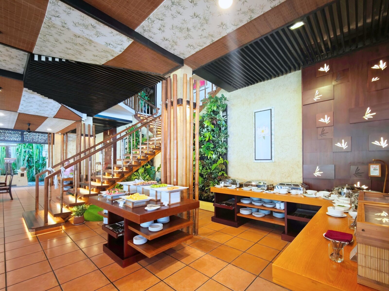 Strawy Restaurant