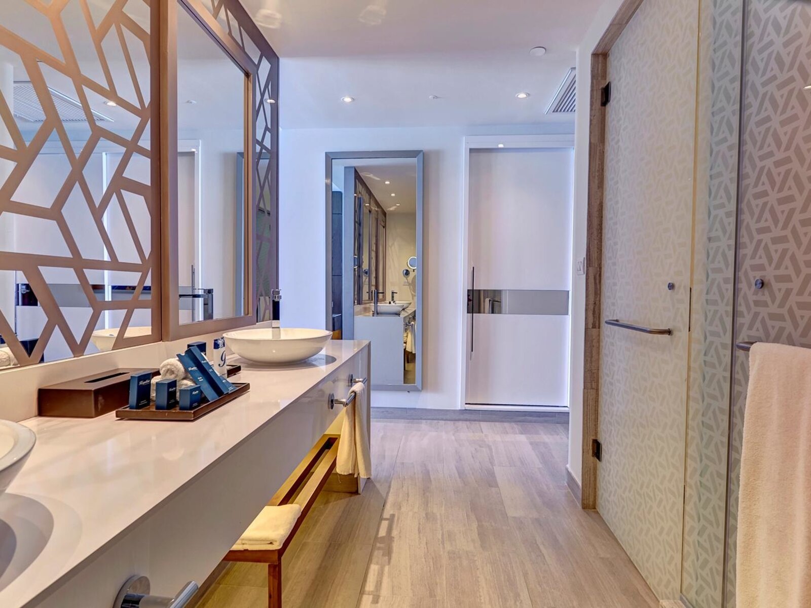 Wohnbeispiel Luxury Junior Suite Diamond Club