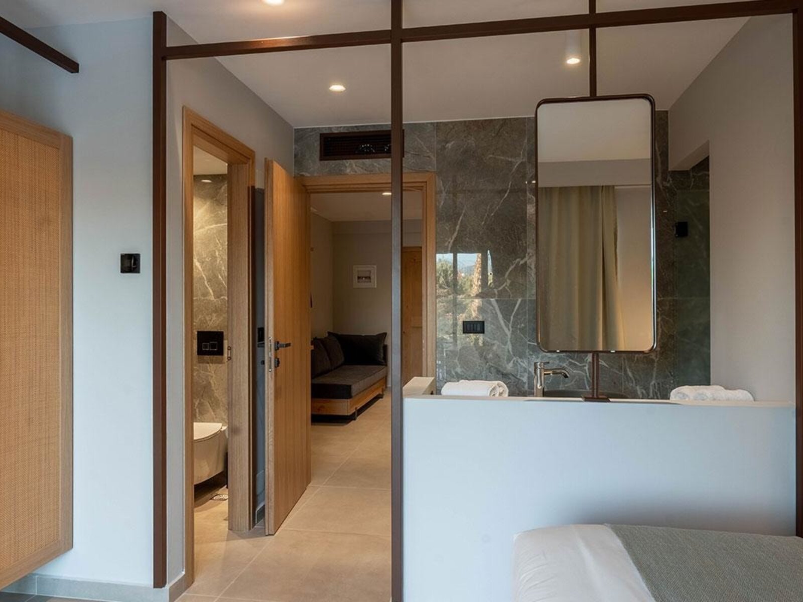 Wohnbeispiel Family Suite Sharing pool