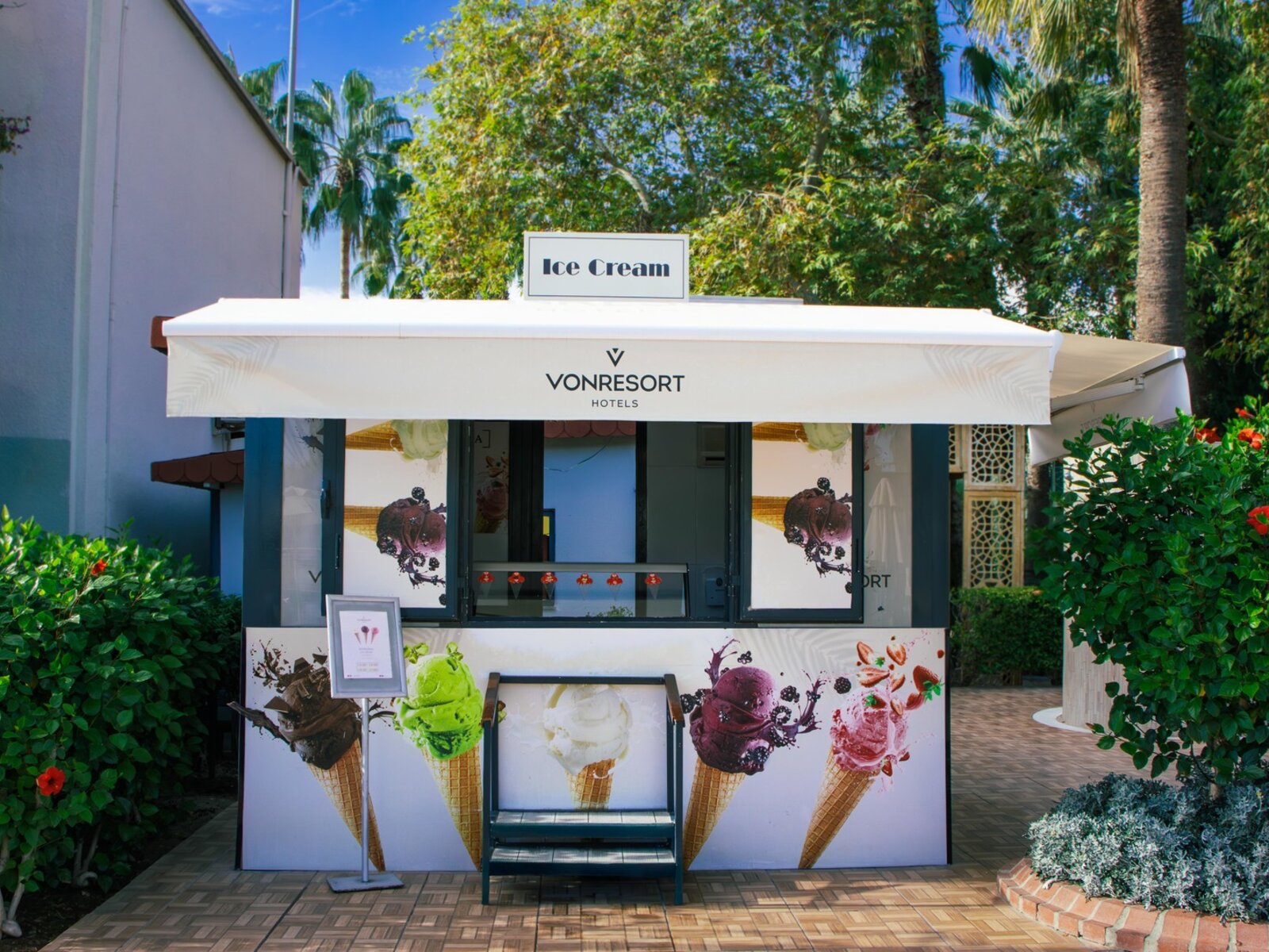 Ice Cream House