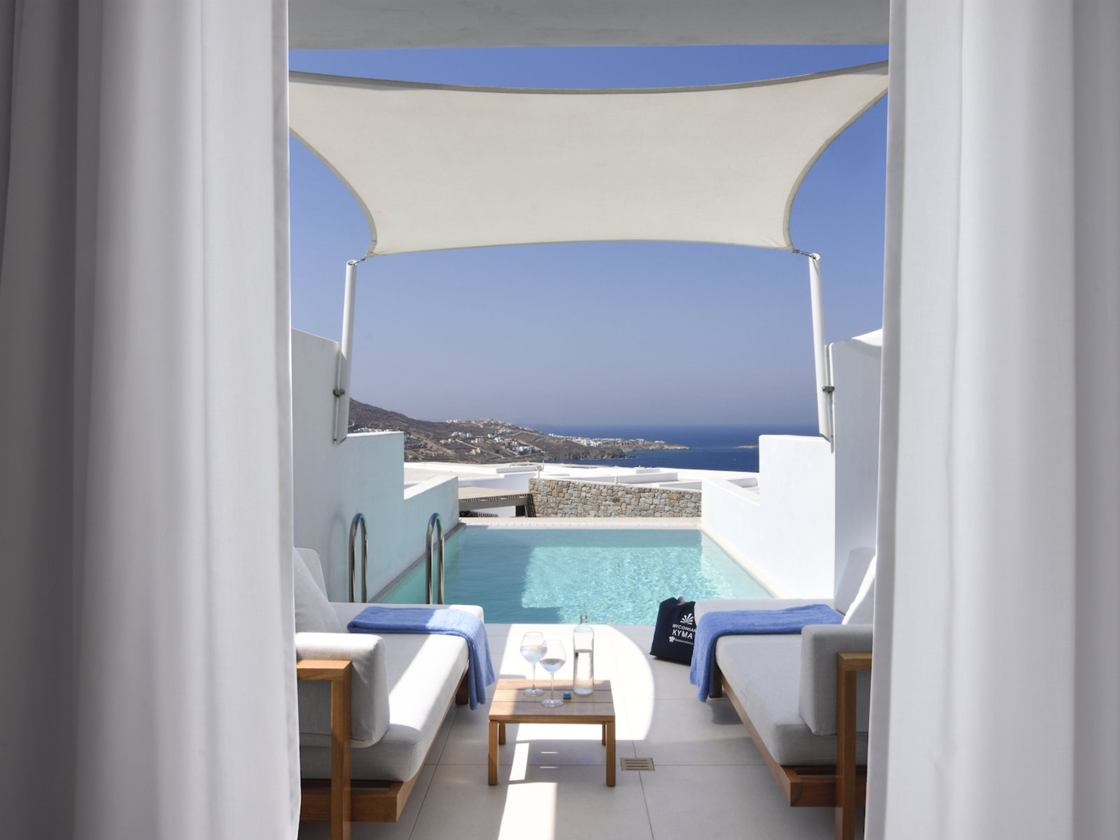 Wohnbeispiel Horizon superior room SV private pool