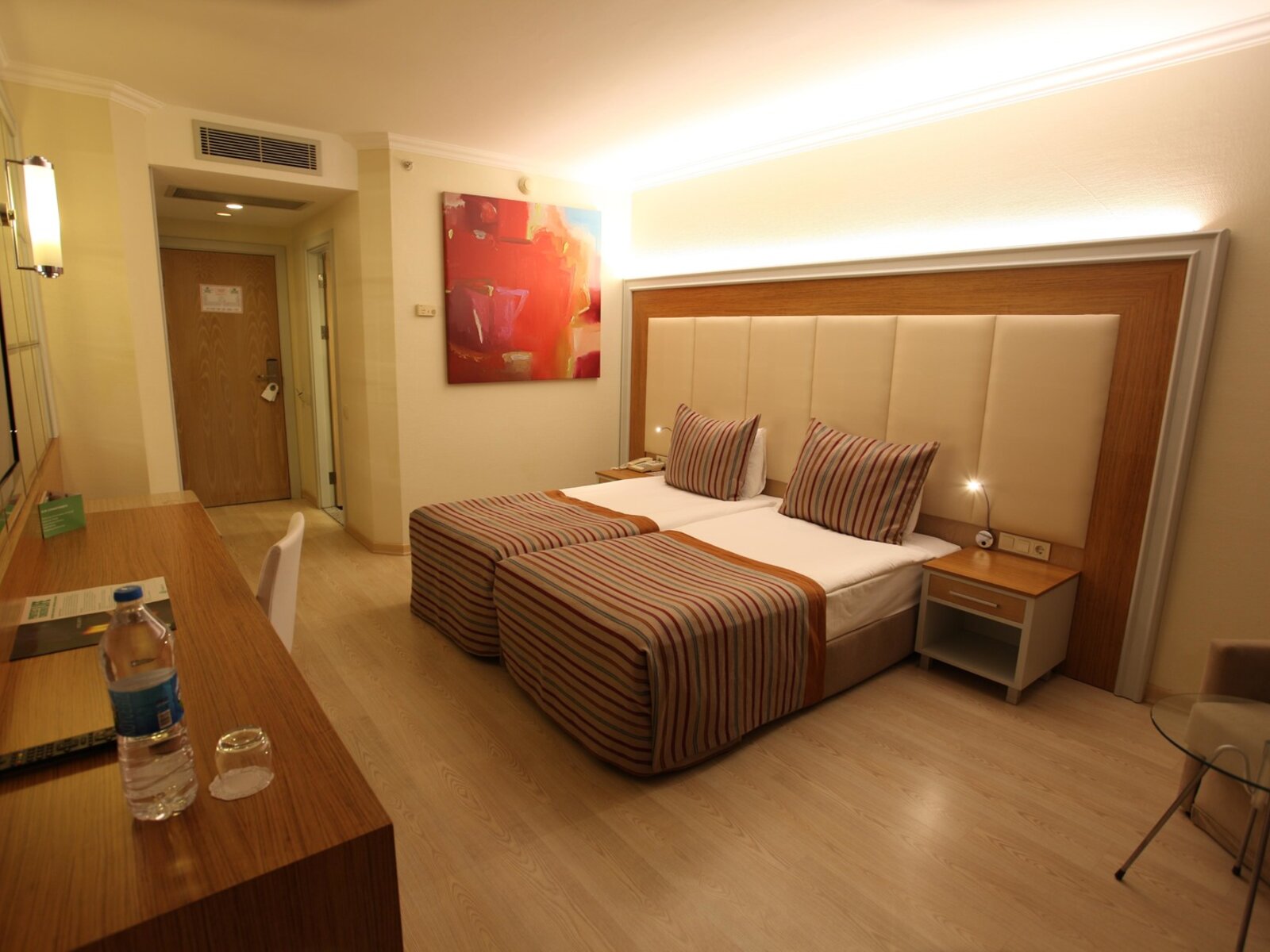 Wohnbeispiel Double Standard Sea View Room