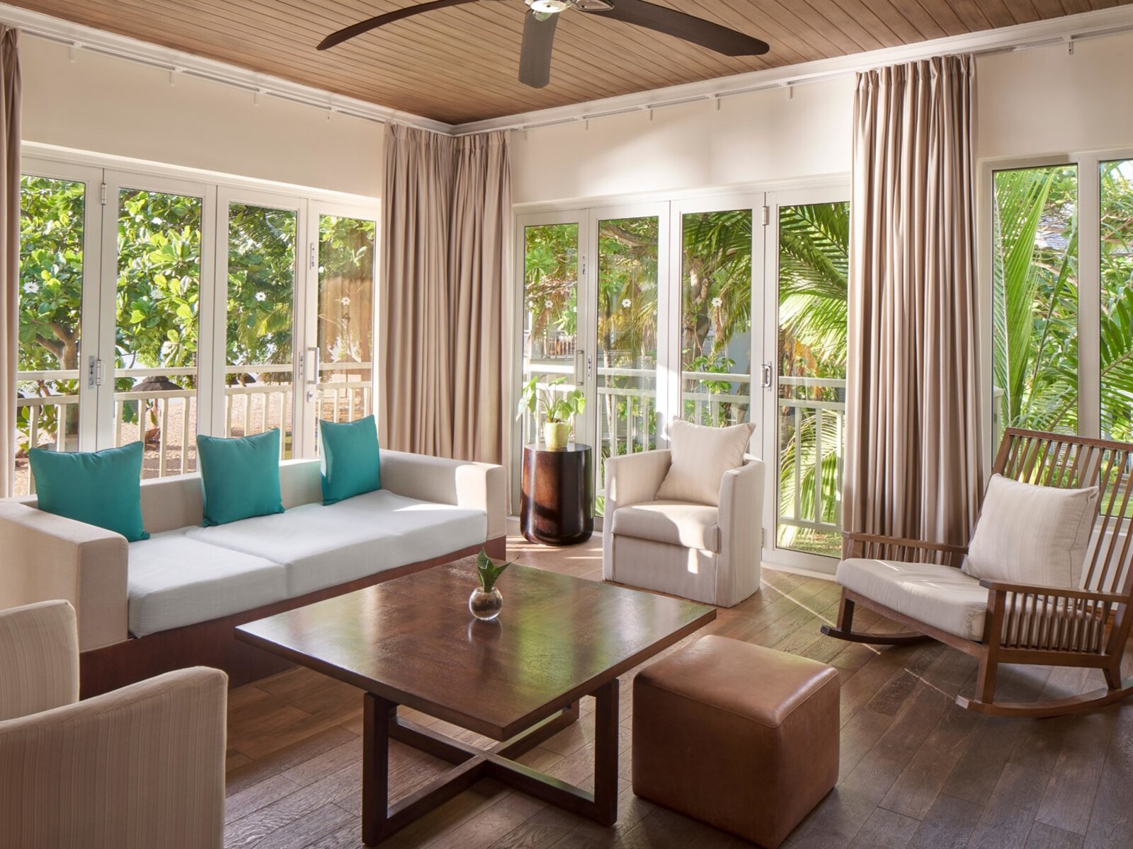 Wohnbeispiel Peninsula Beach Access Suite