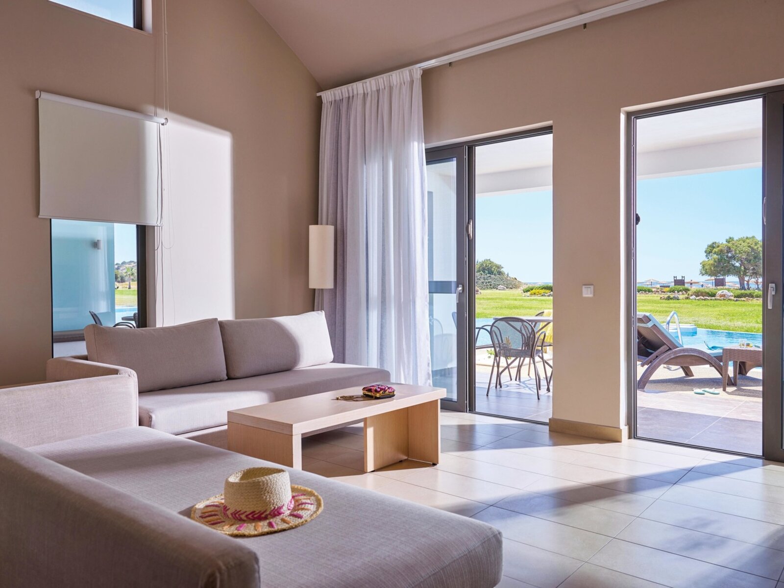 Wohnbeispiel Suite Sea View Sharing Pool