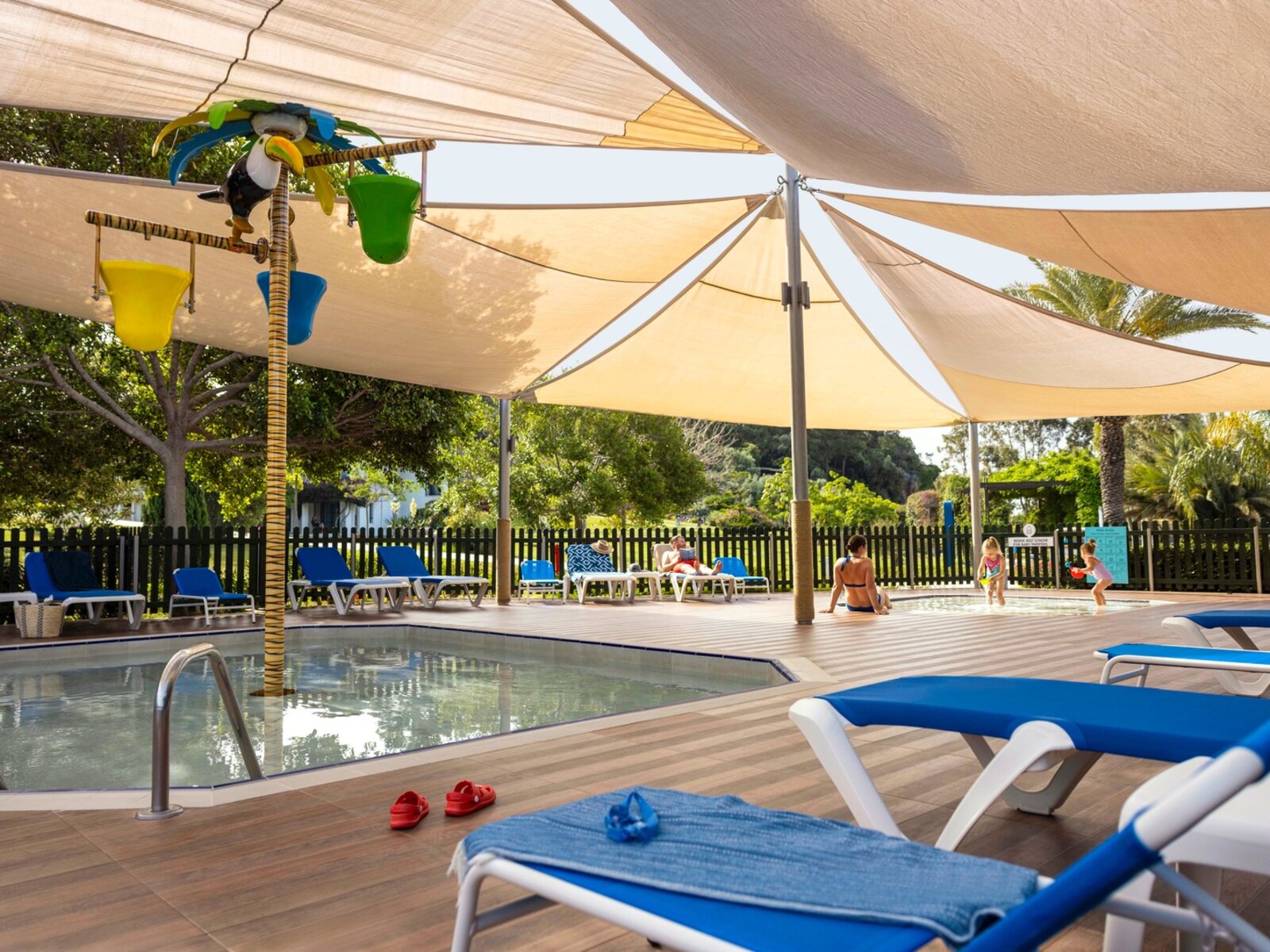 Kinderpool (18 m²)
