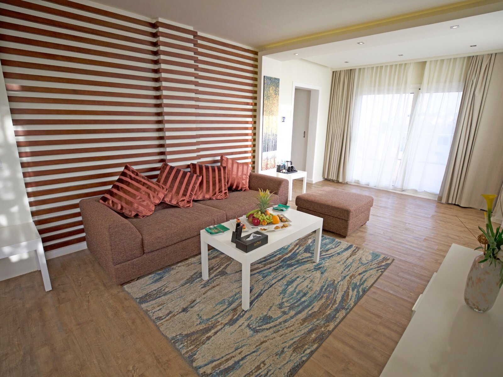 Wohnbeispiel Posh Club Limited Sea View