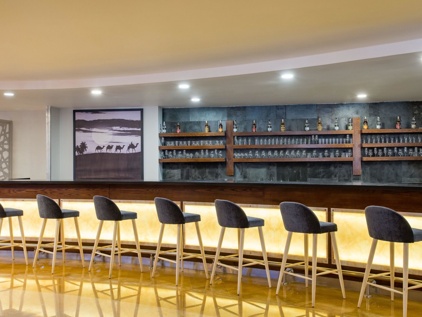 The Lounge Lobby Bar