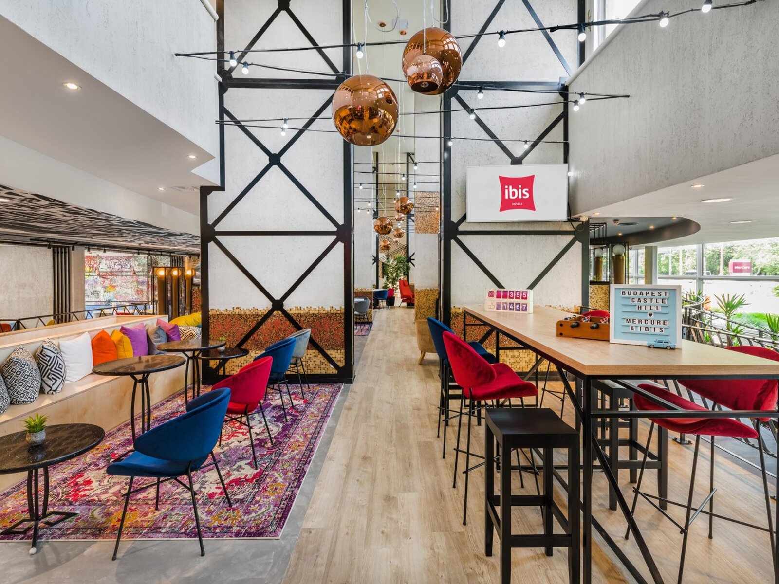 Station Bar