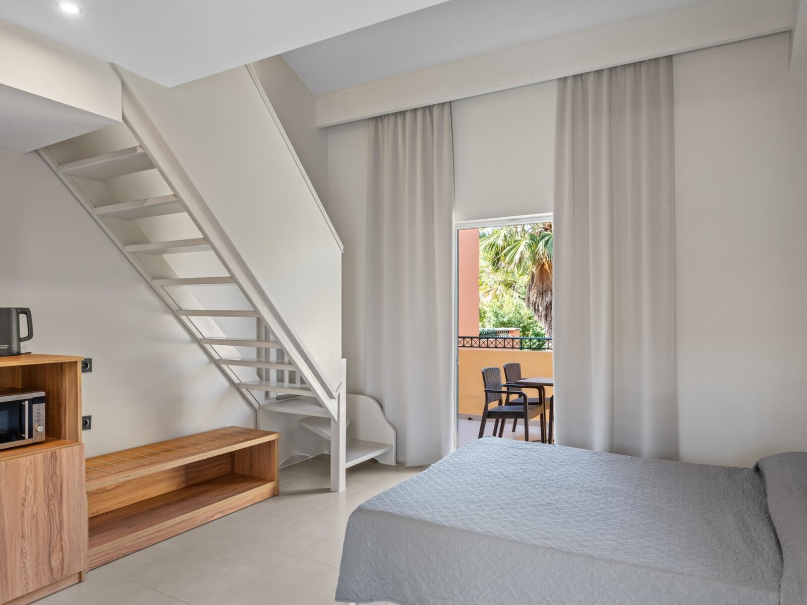 Wohnbeispiel One Bedroom Family Maisonette