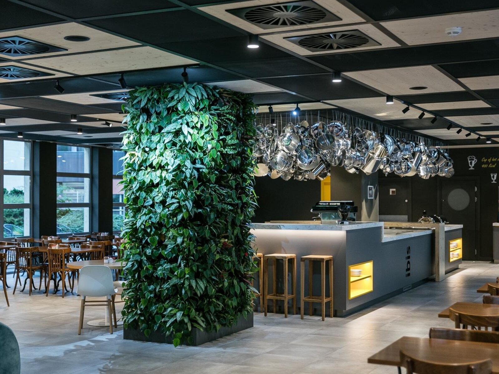 Main Ibis Restaurant