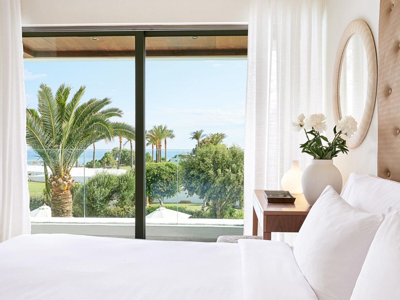 Wohnbeispiel Luxury Family Room Sea View