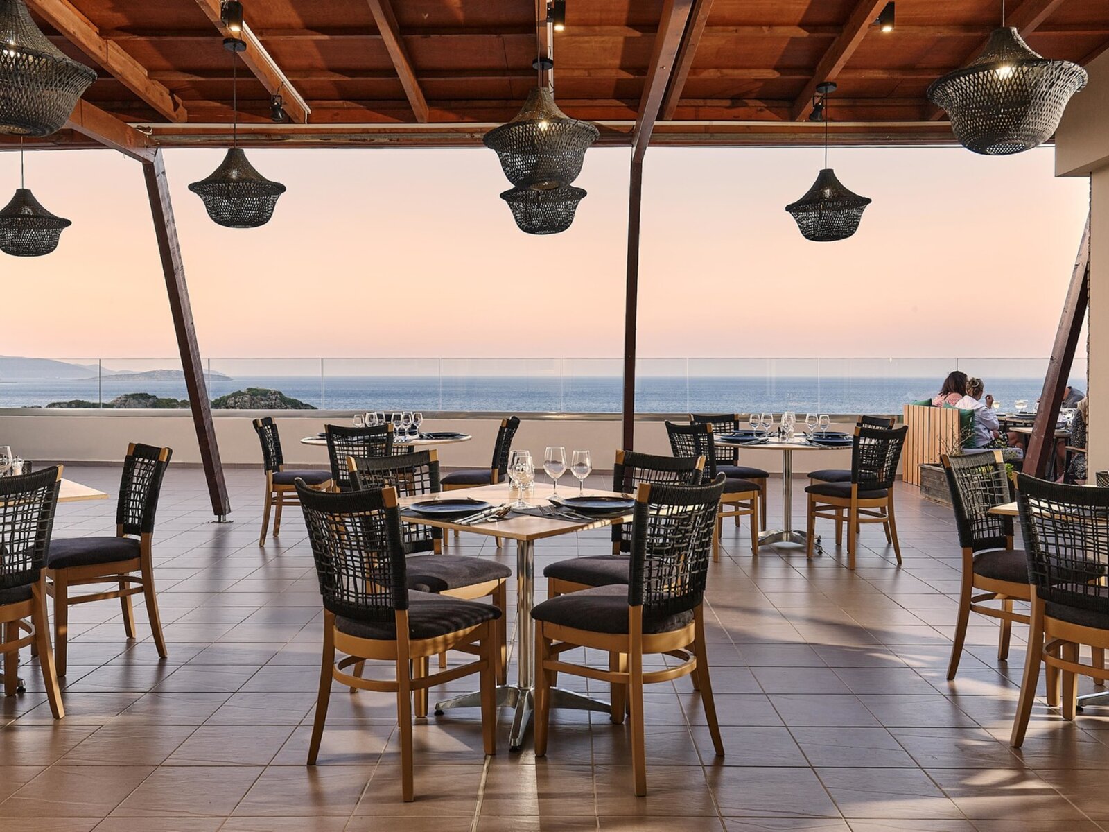 Roca Greek Creative Cuisine