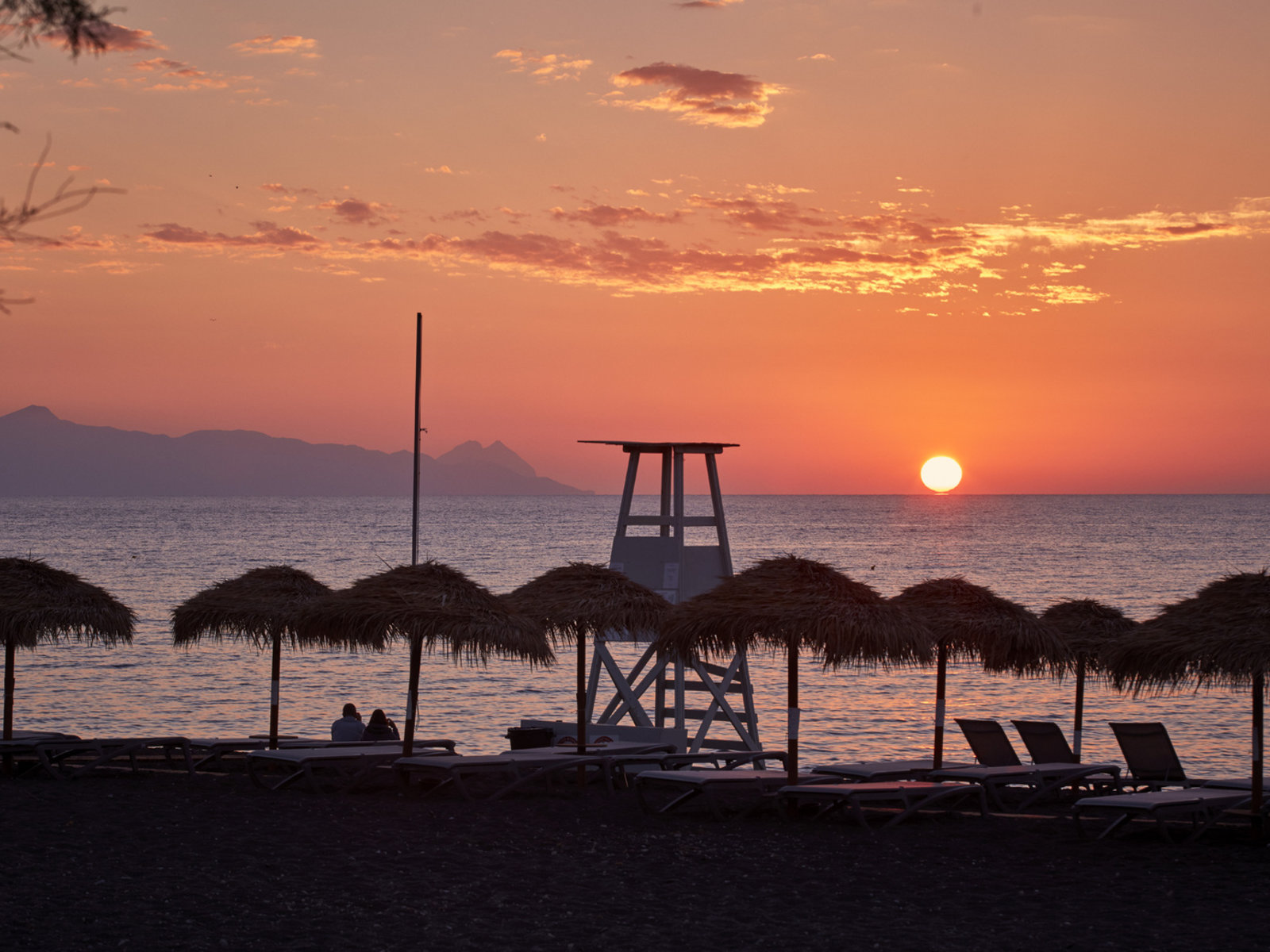 Perissa beach