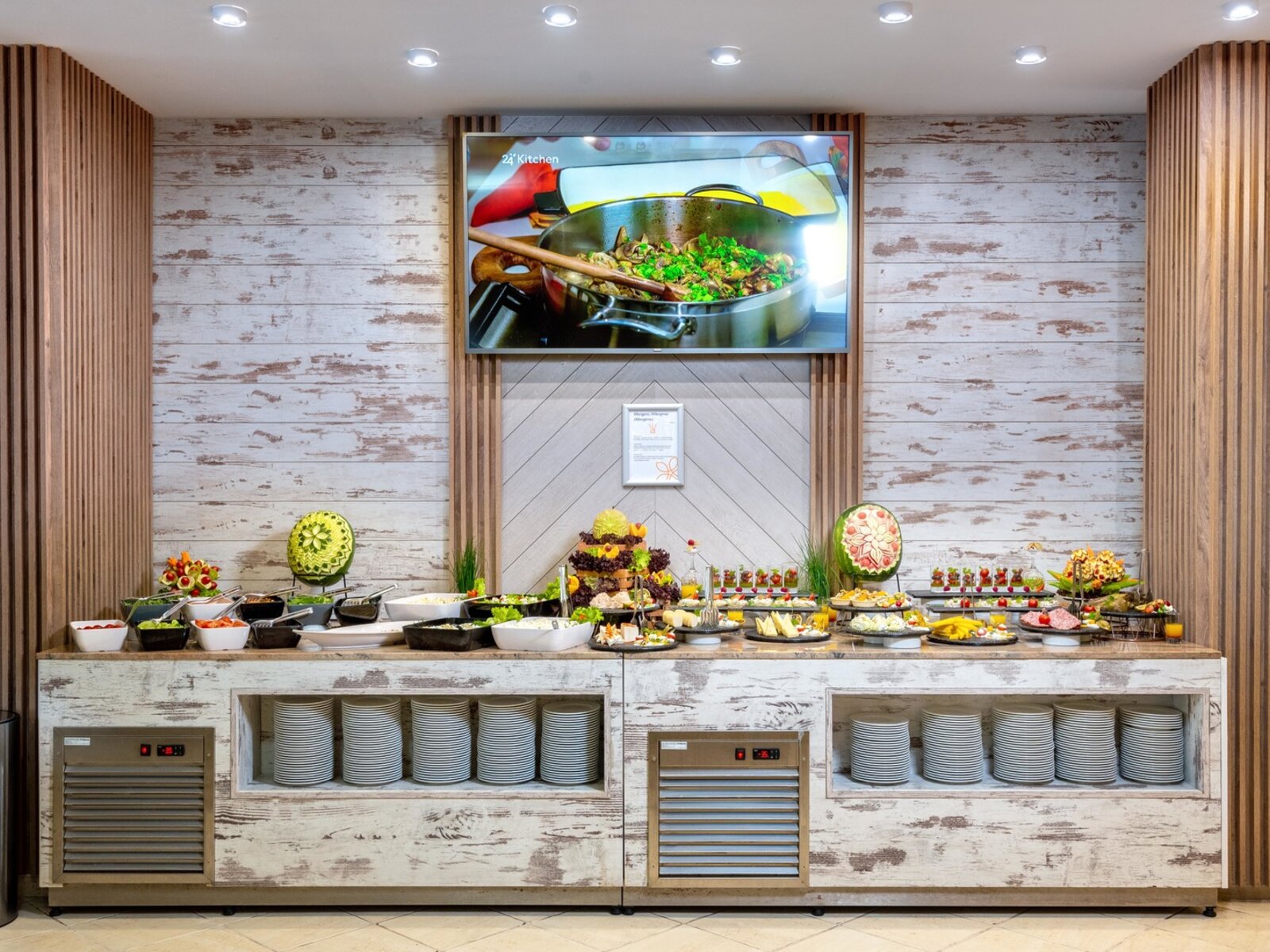 Main Restaurant BELLEVUE
