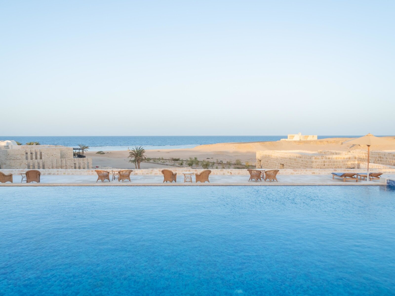 Medemia pool