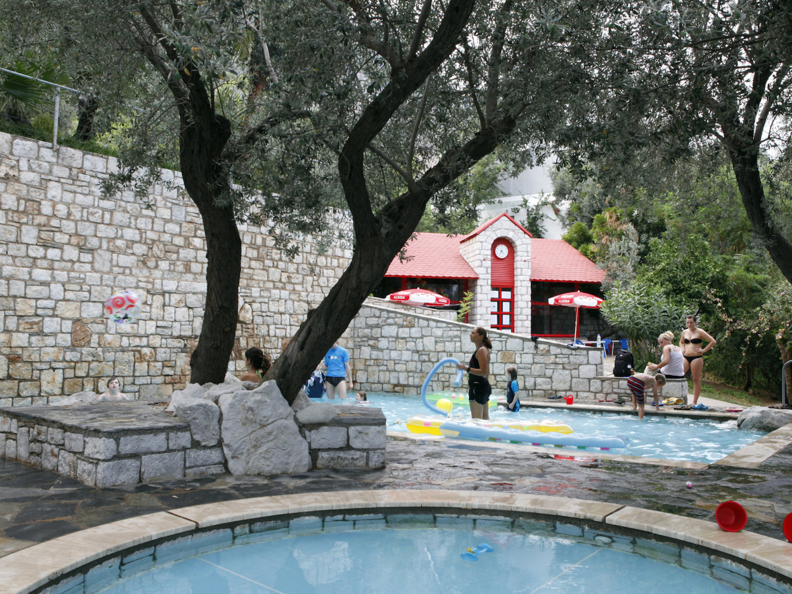 Kinderpool