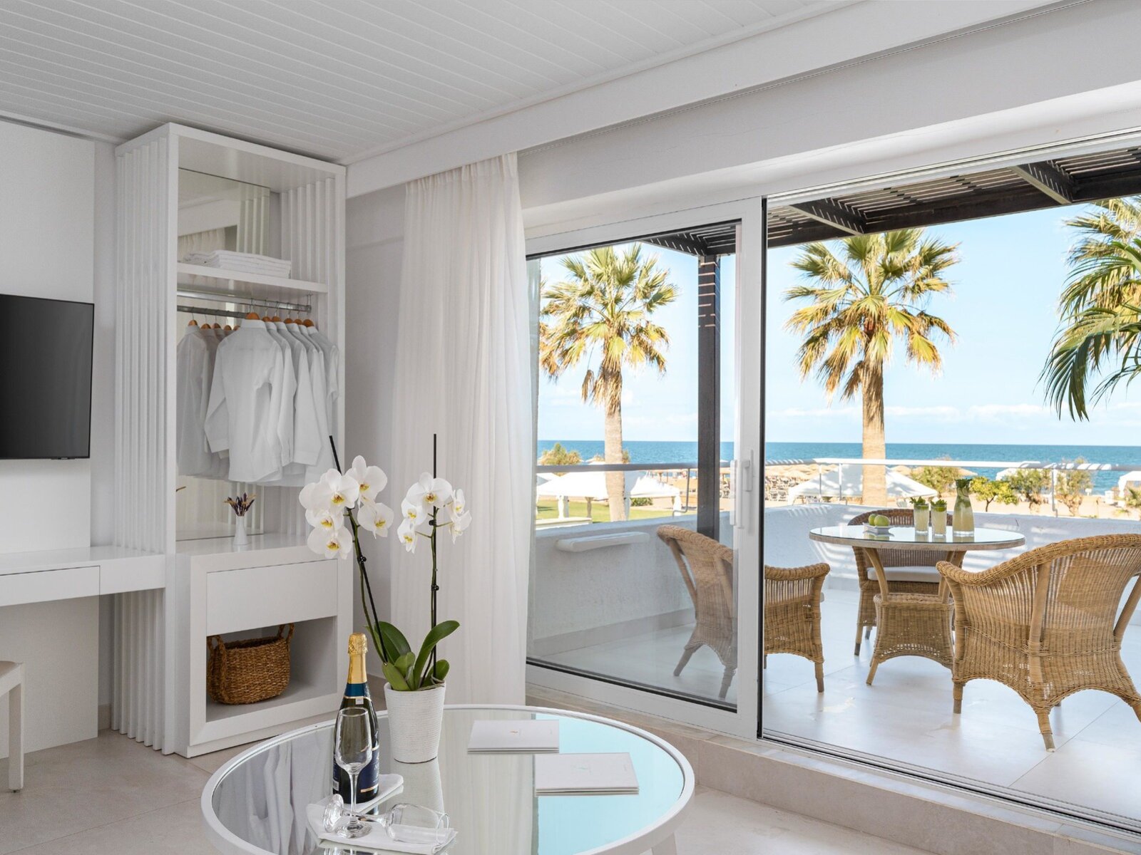 Wohnbeispiel FAMILY SUITE SEA FRONT