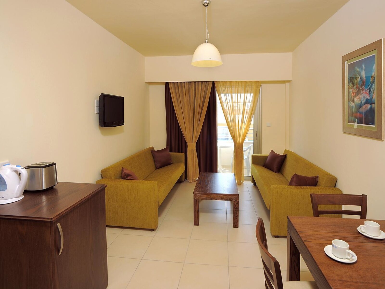 Superior 1 Bedroom Apartment