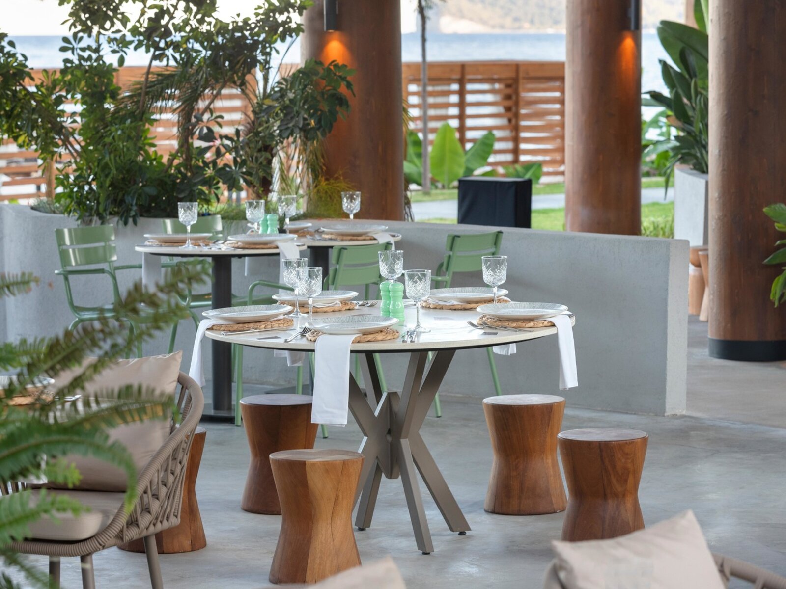 Indigo Gusto Restaurant & Bar