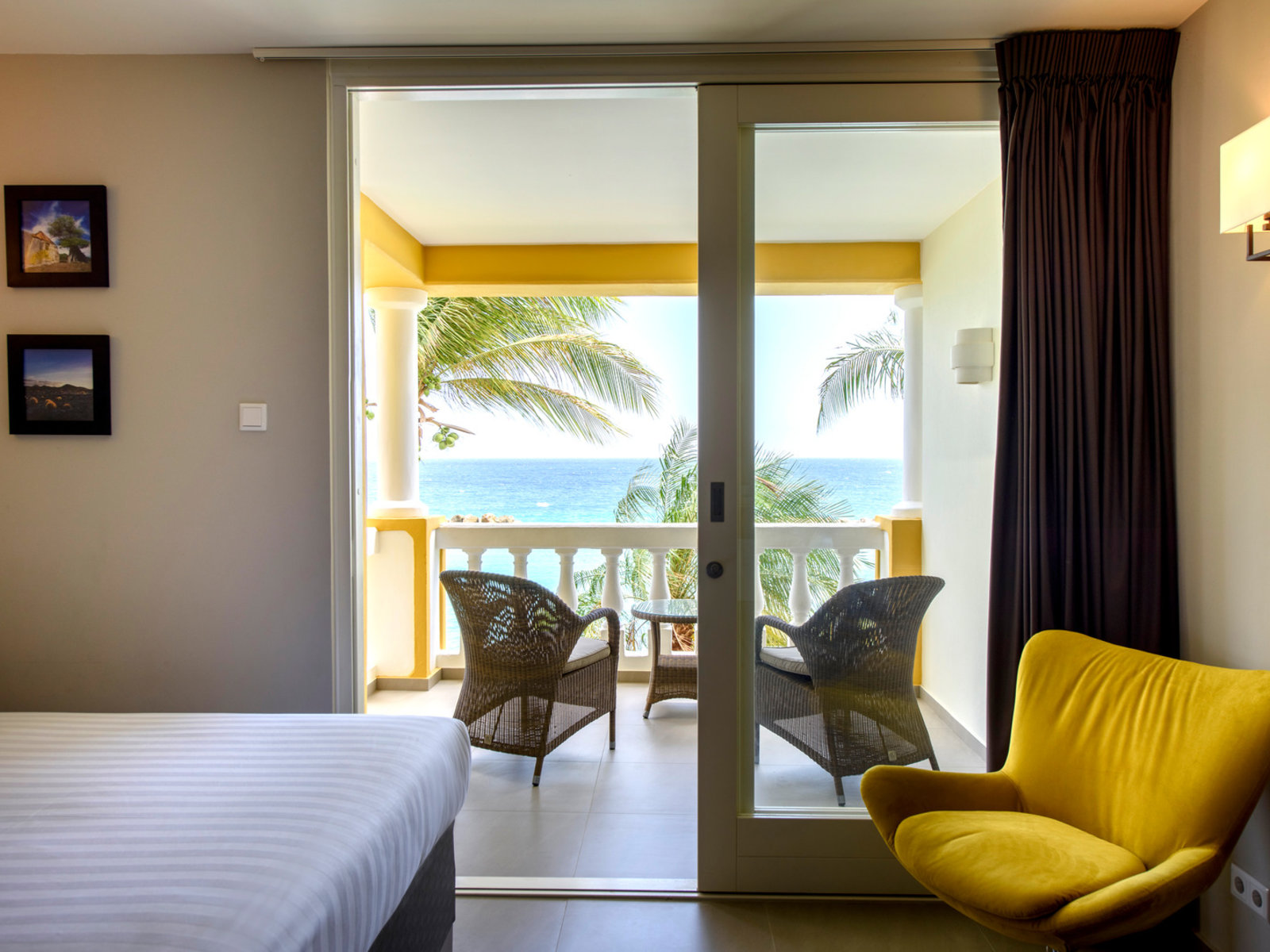 Wohnbeispiel La Belle Alliance Ocean Front Room