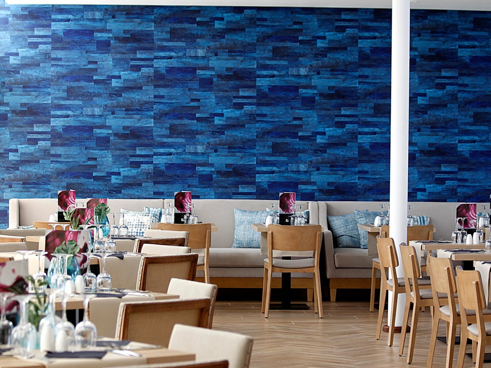 Cap Blau Lounge & Restaurant