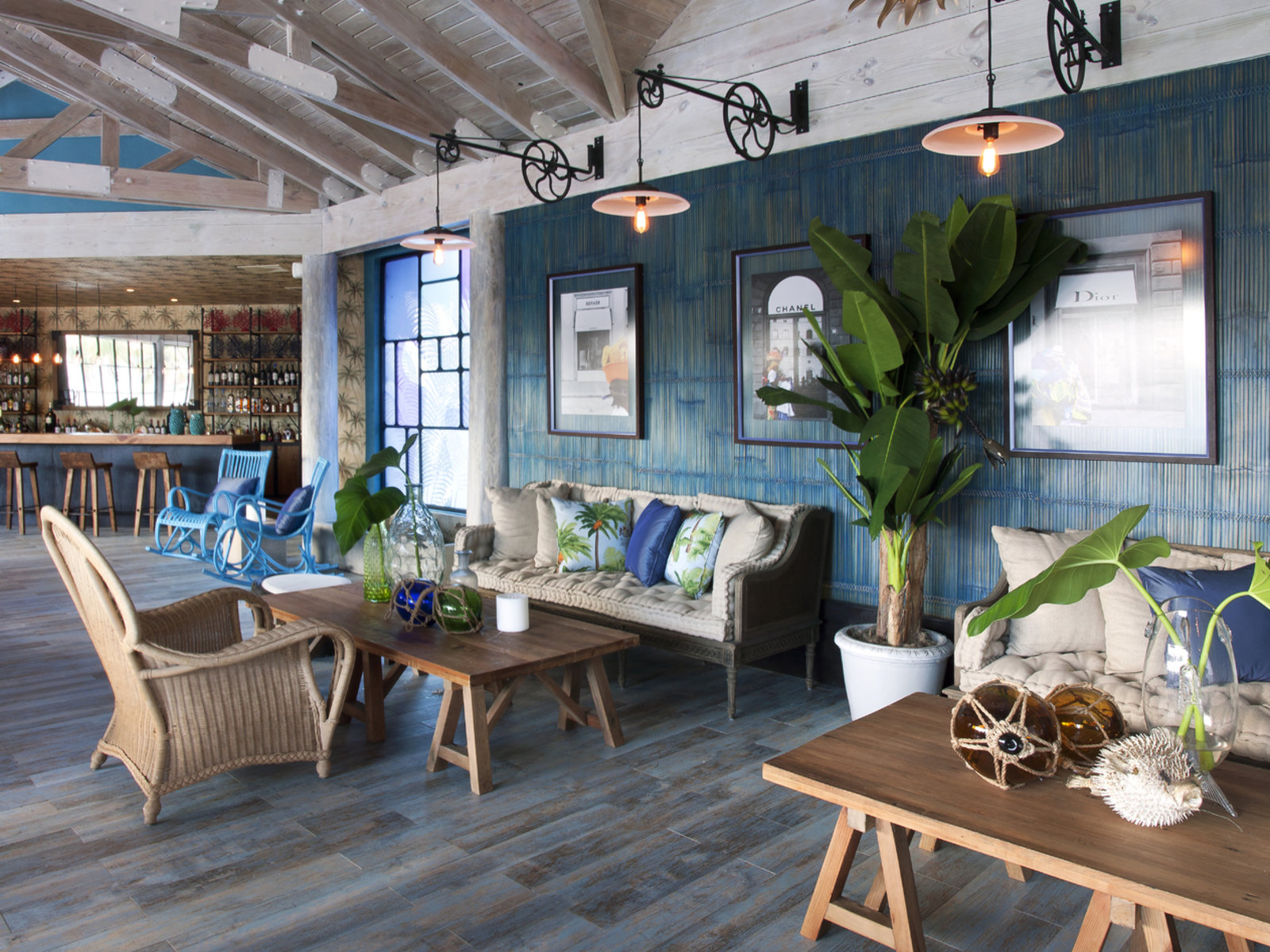 Vintage Bar