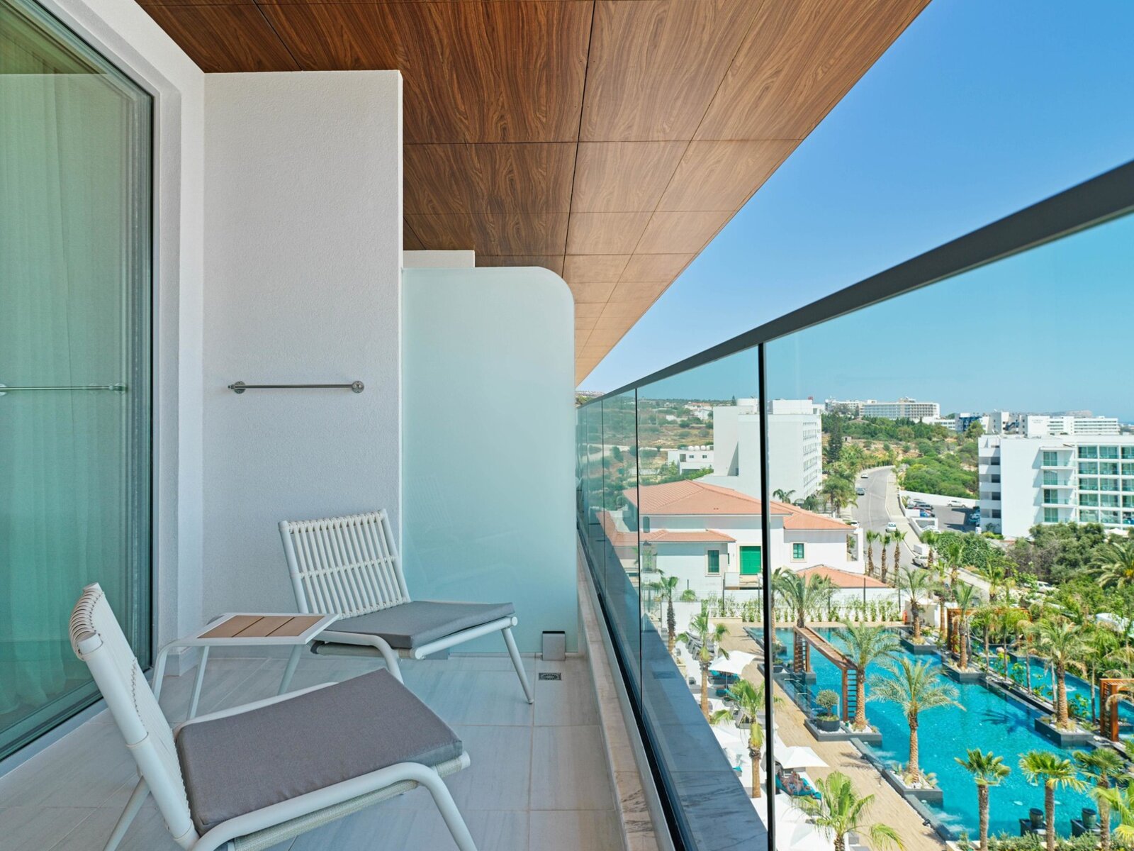 Wohnbeispiel Junior Suite Pool  Garden View