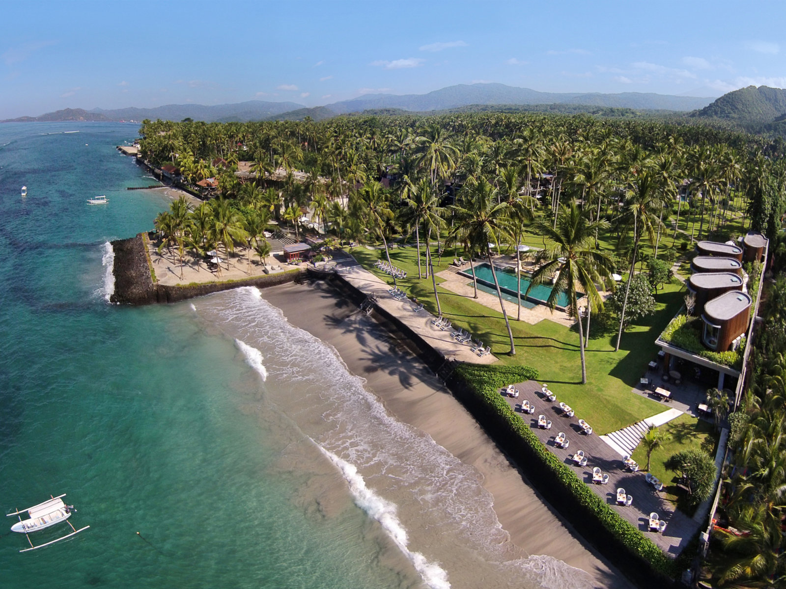 mendira beach