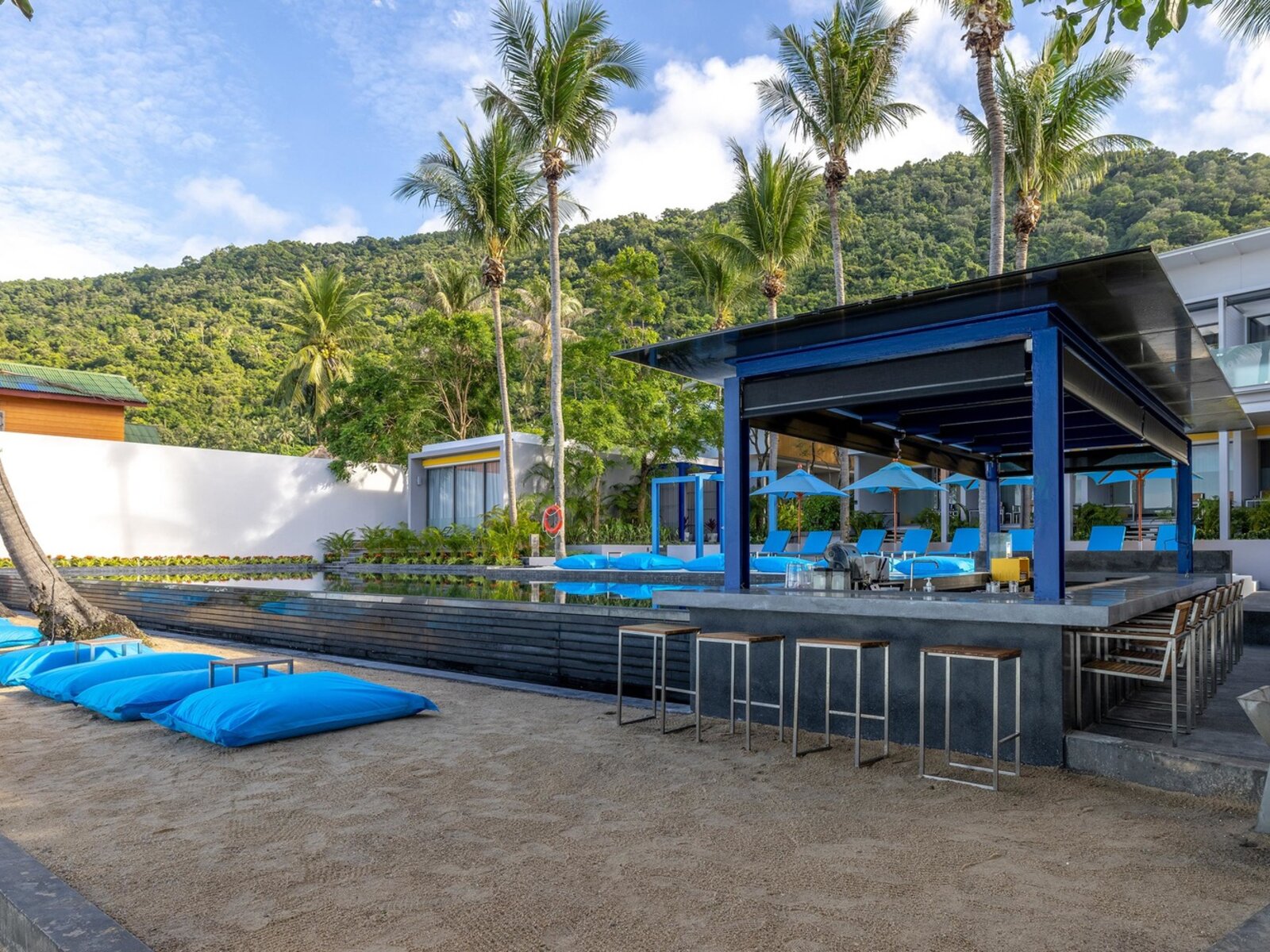 Infinitypool