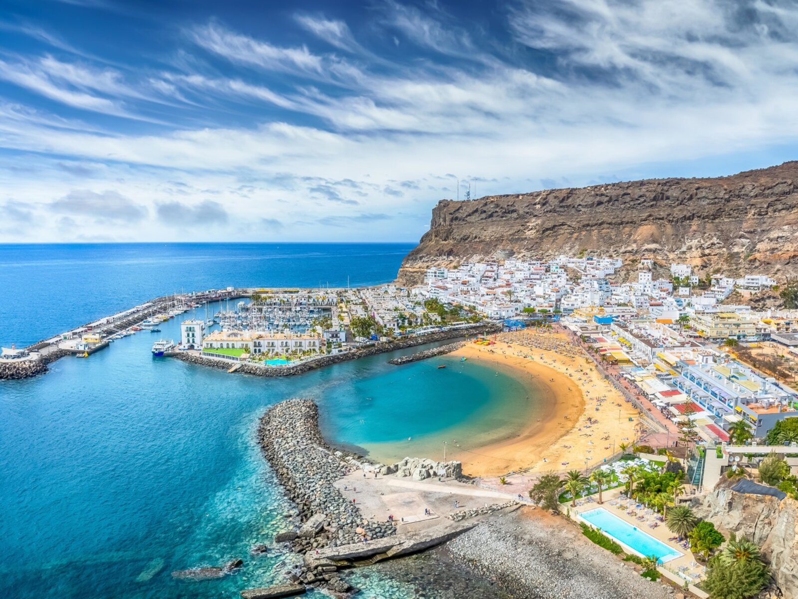 Puerto de Mogan beach