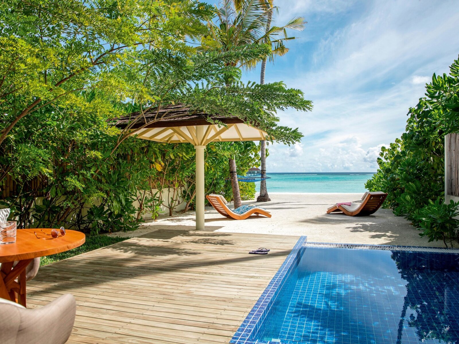 Wohnbeispiel Romantic Beach Villa with Pool