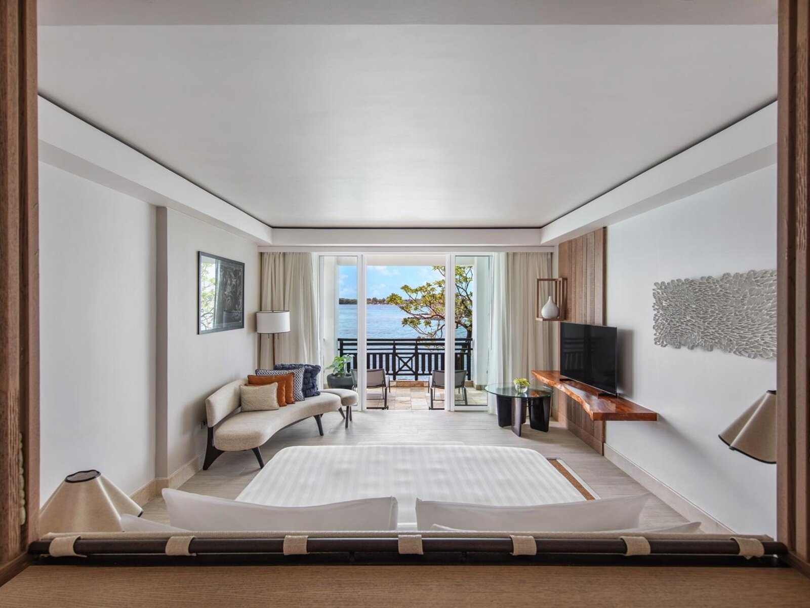 Wohnbeispiel Frangipani Signature Ocean View Suite