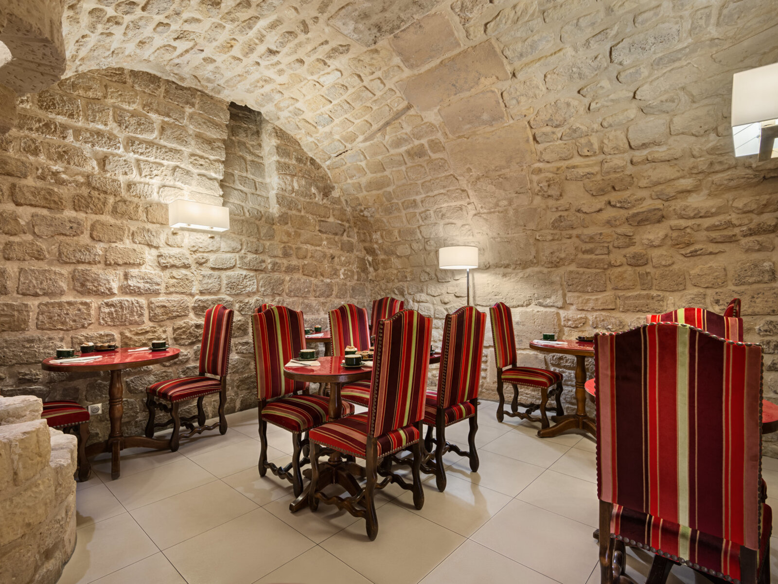 Breakfast room