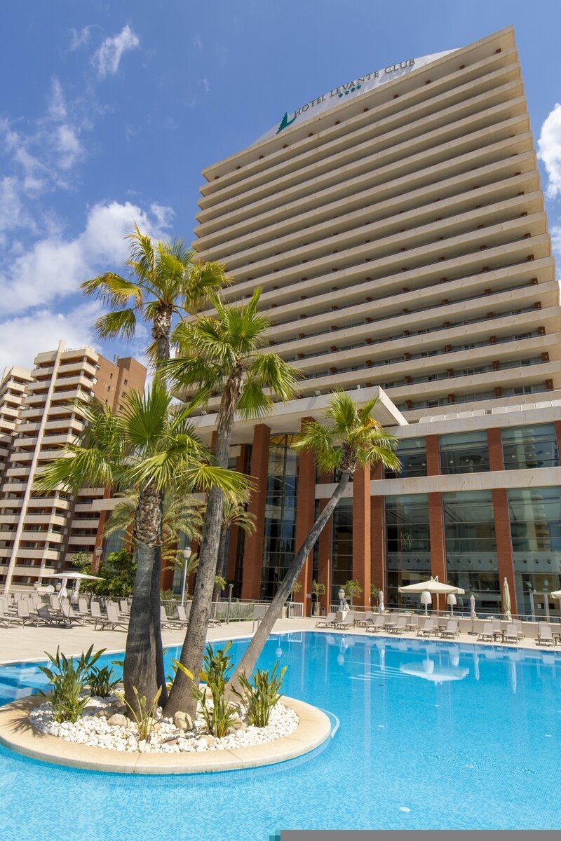 Hotel Hotel BCL Levante Club & SPA - Only adults in Benidorm günstig ...