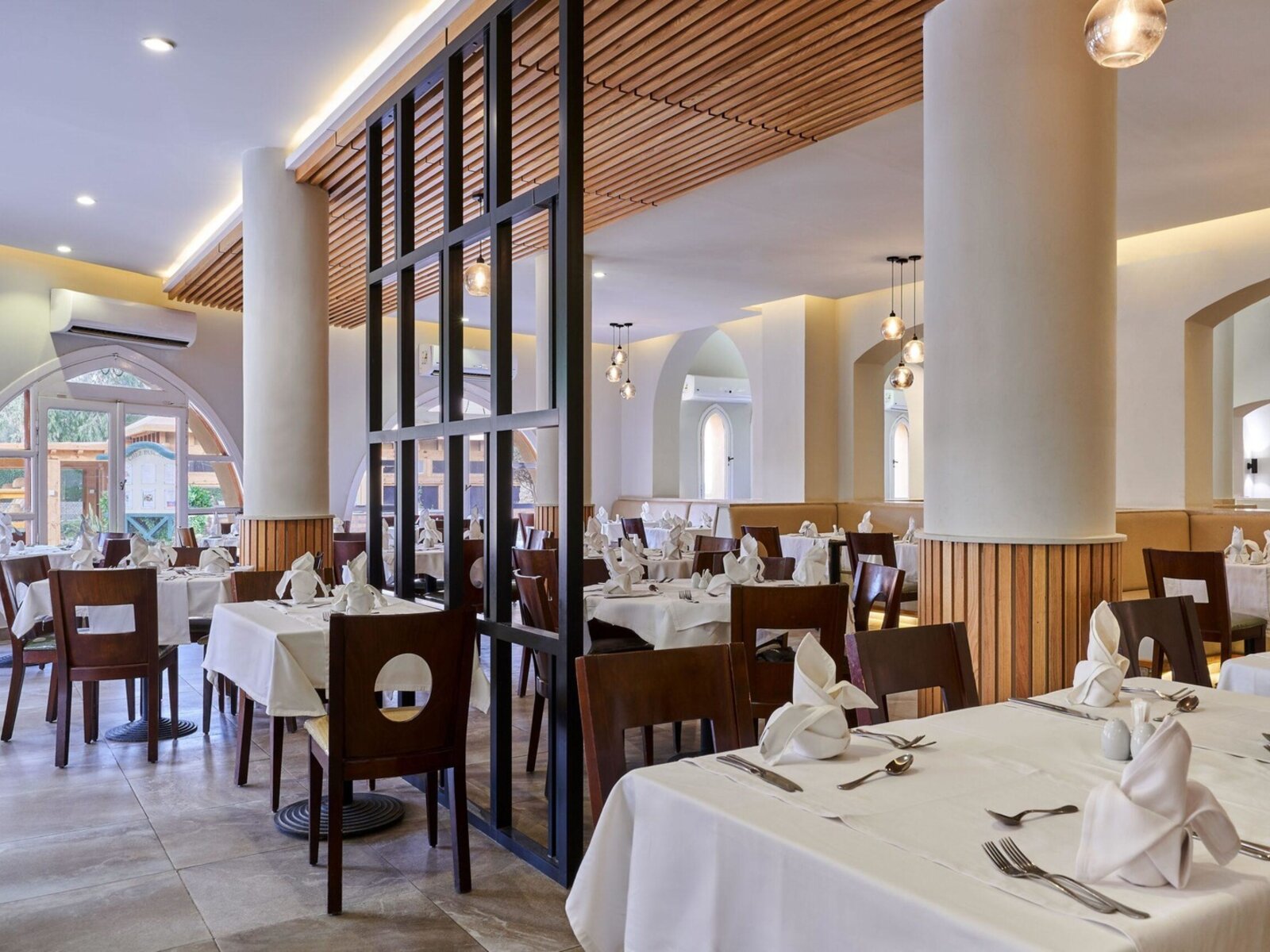 SUNNY RESTAURANT