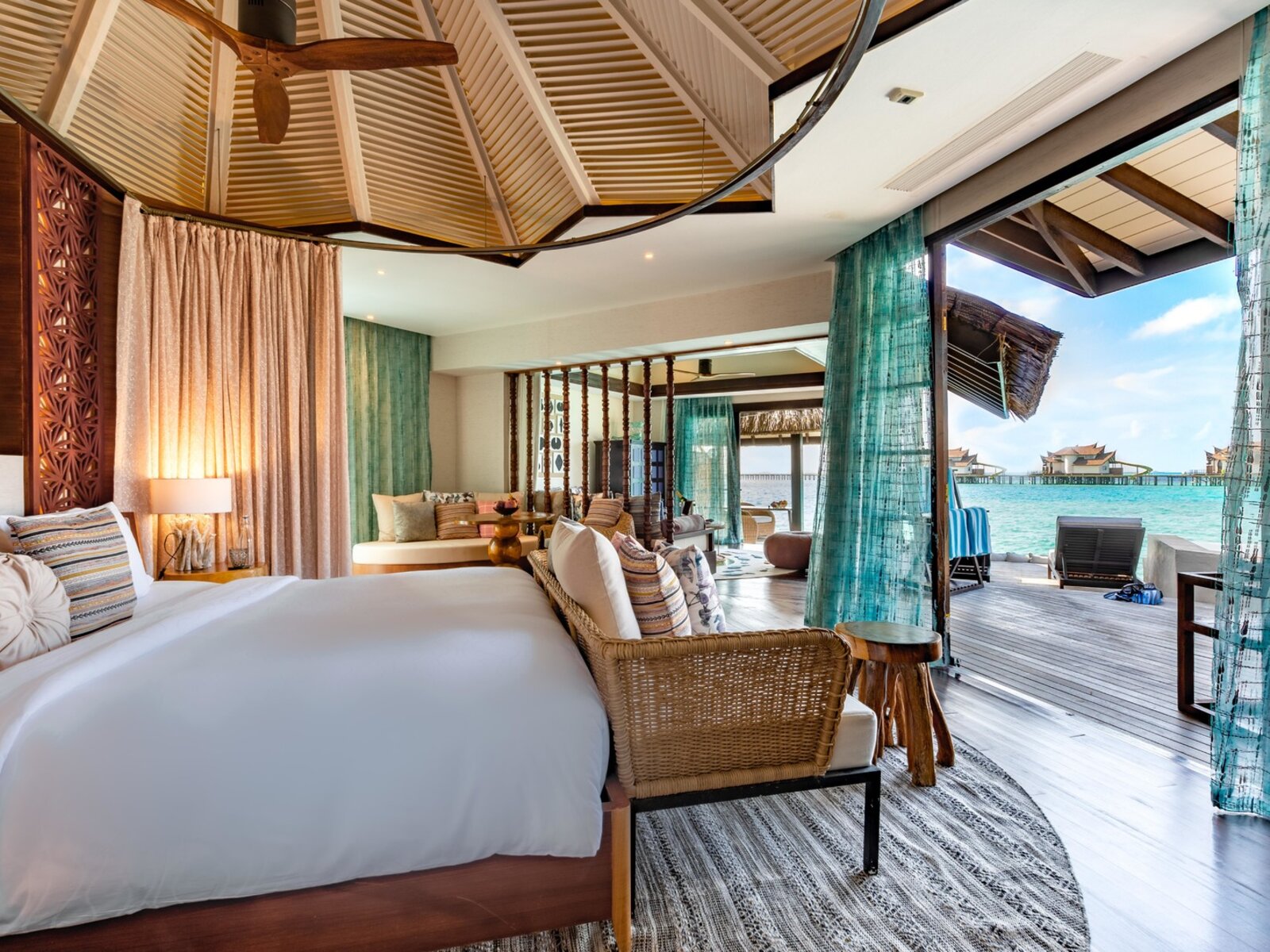 Wohnbeispiel Ocean Pool  Suite with Slide
