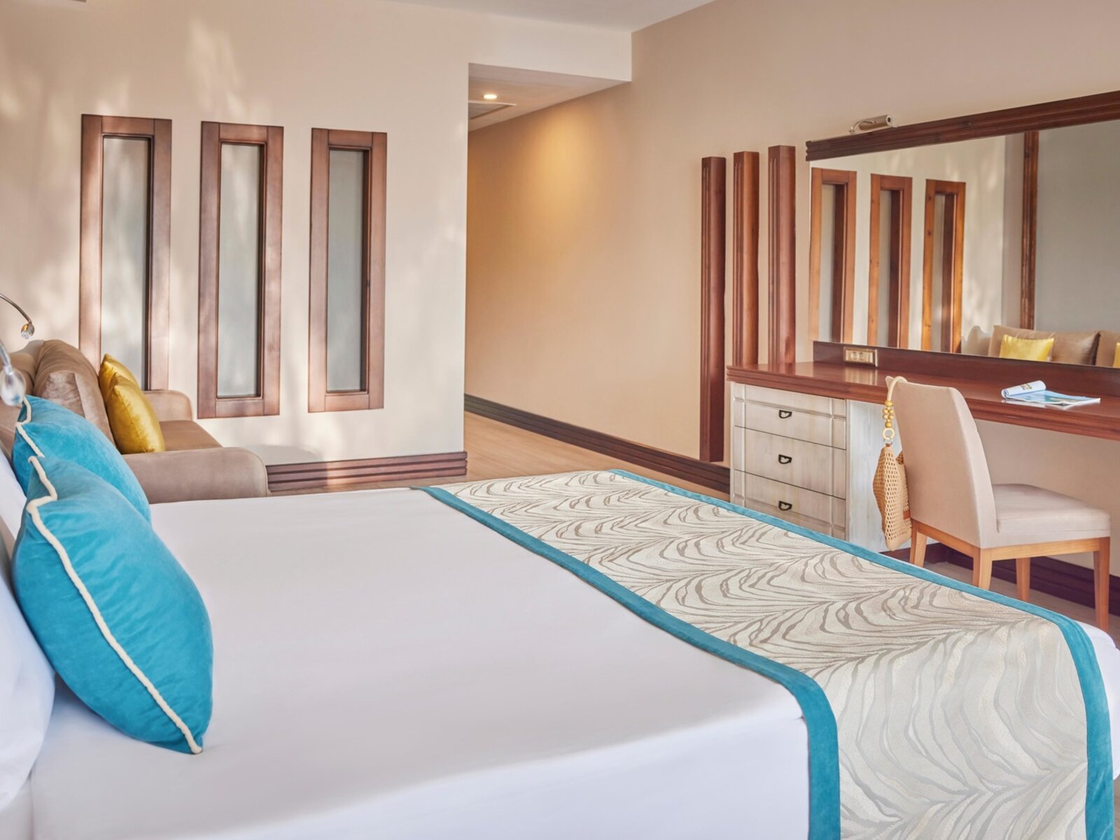 Wohnbeispiel Double Room Superior Lagoon Partial Sea View