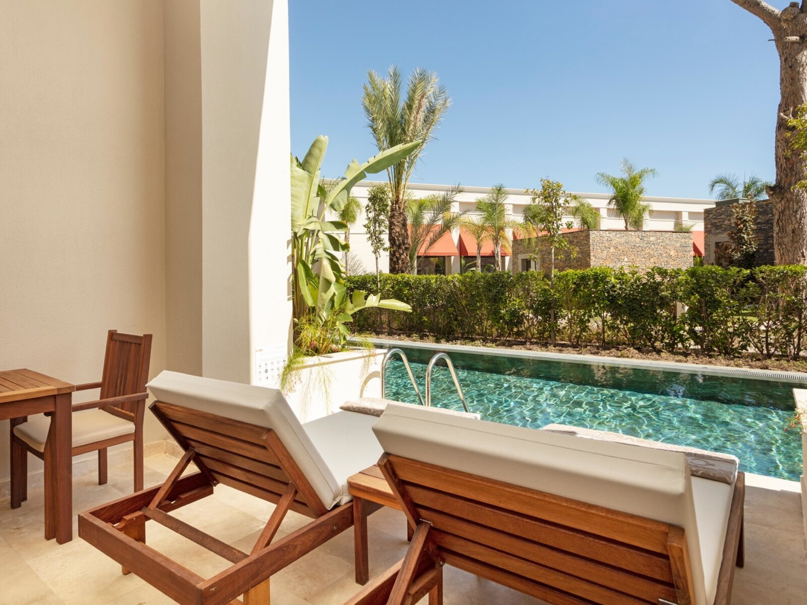 Wohnbeispiel Single with Child Superior Room Swim Up