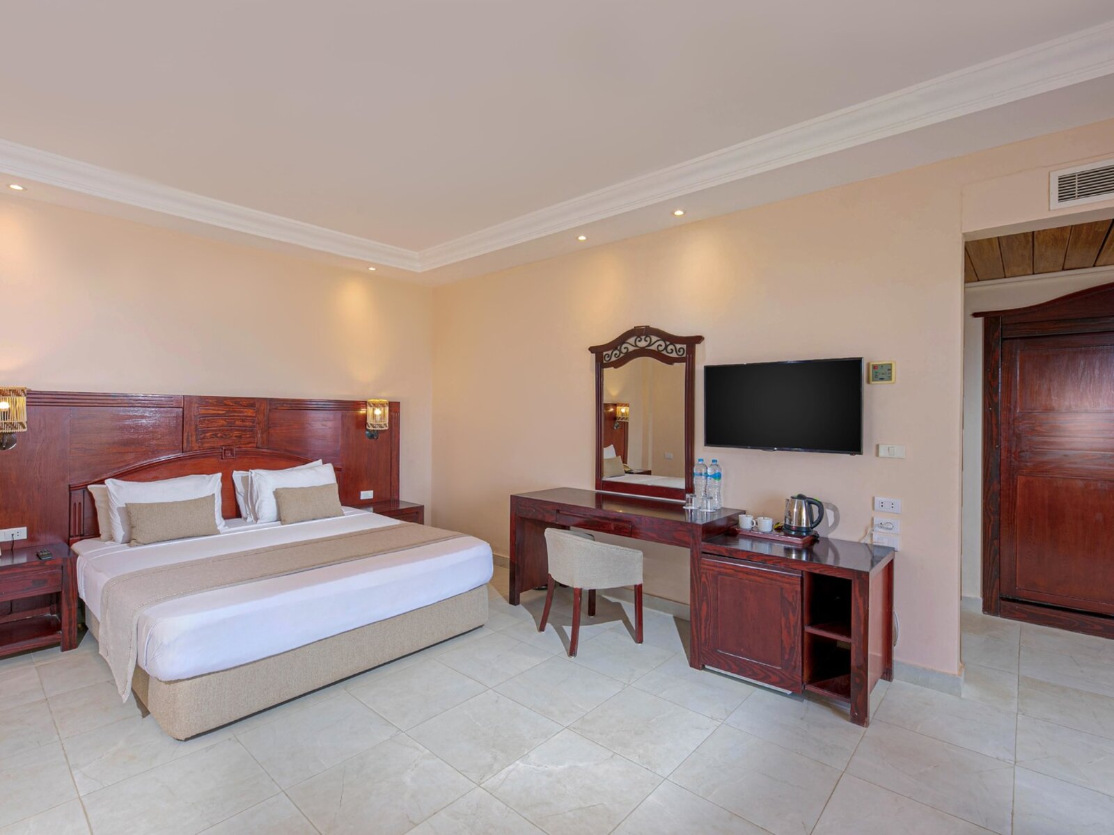 Wohnbeispiel Deluxe Beach Front room