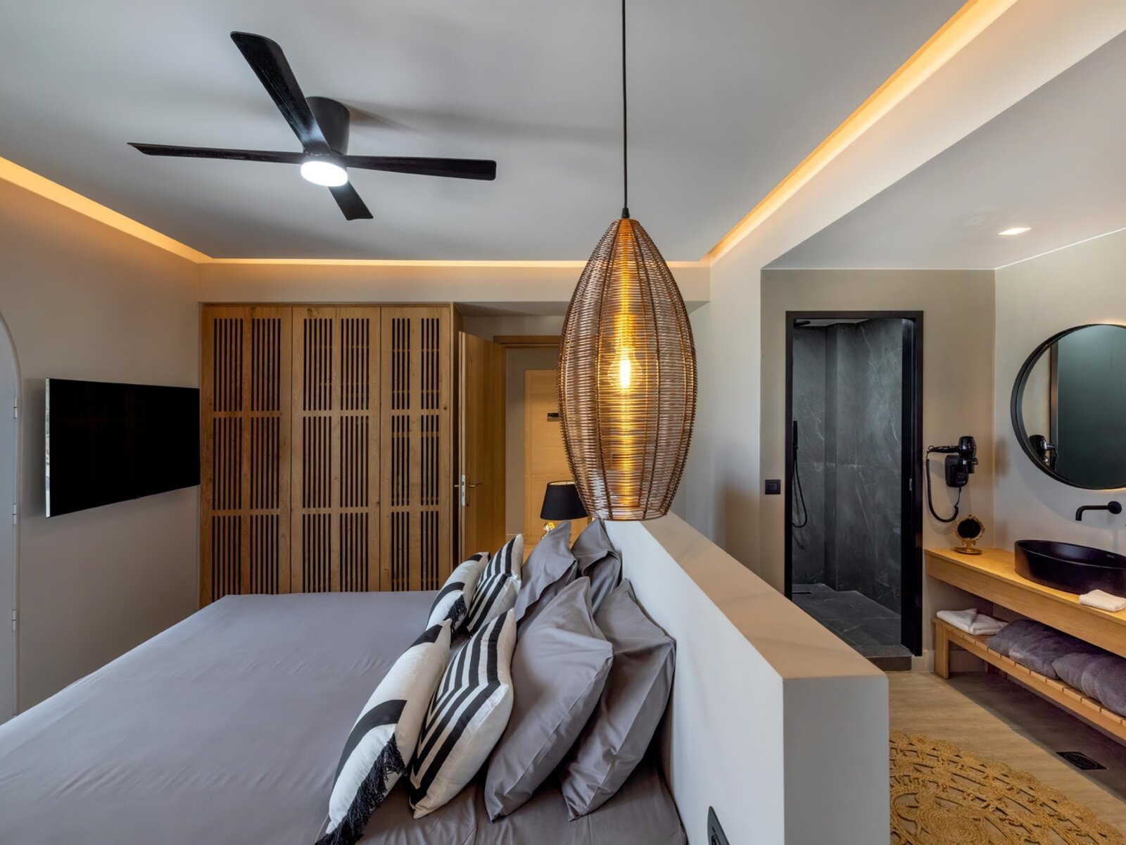 Wohnbeispiel 3 bedroom grand villa private pool