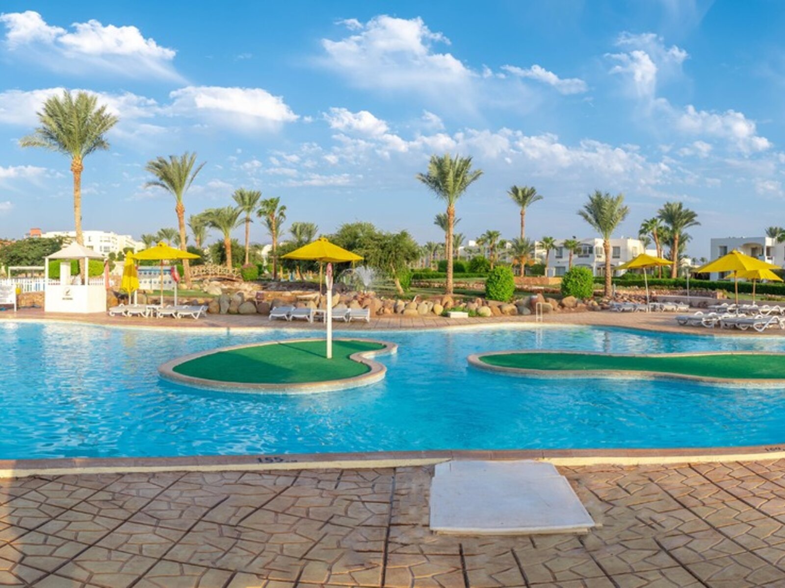 Relax Pool