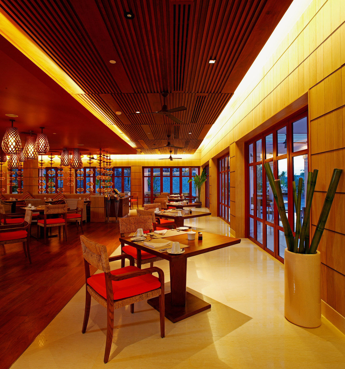 THE COVE RESTAURANT