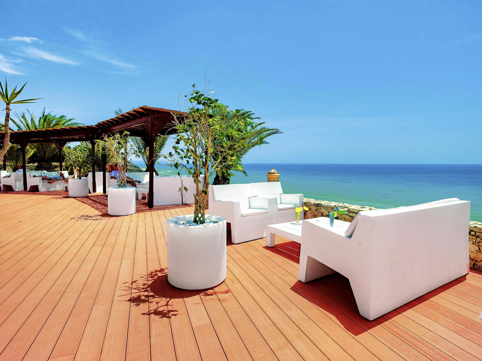 Chill Out Bar (Adults Only)